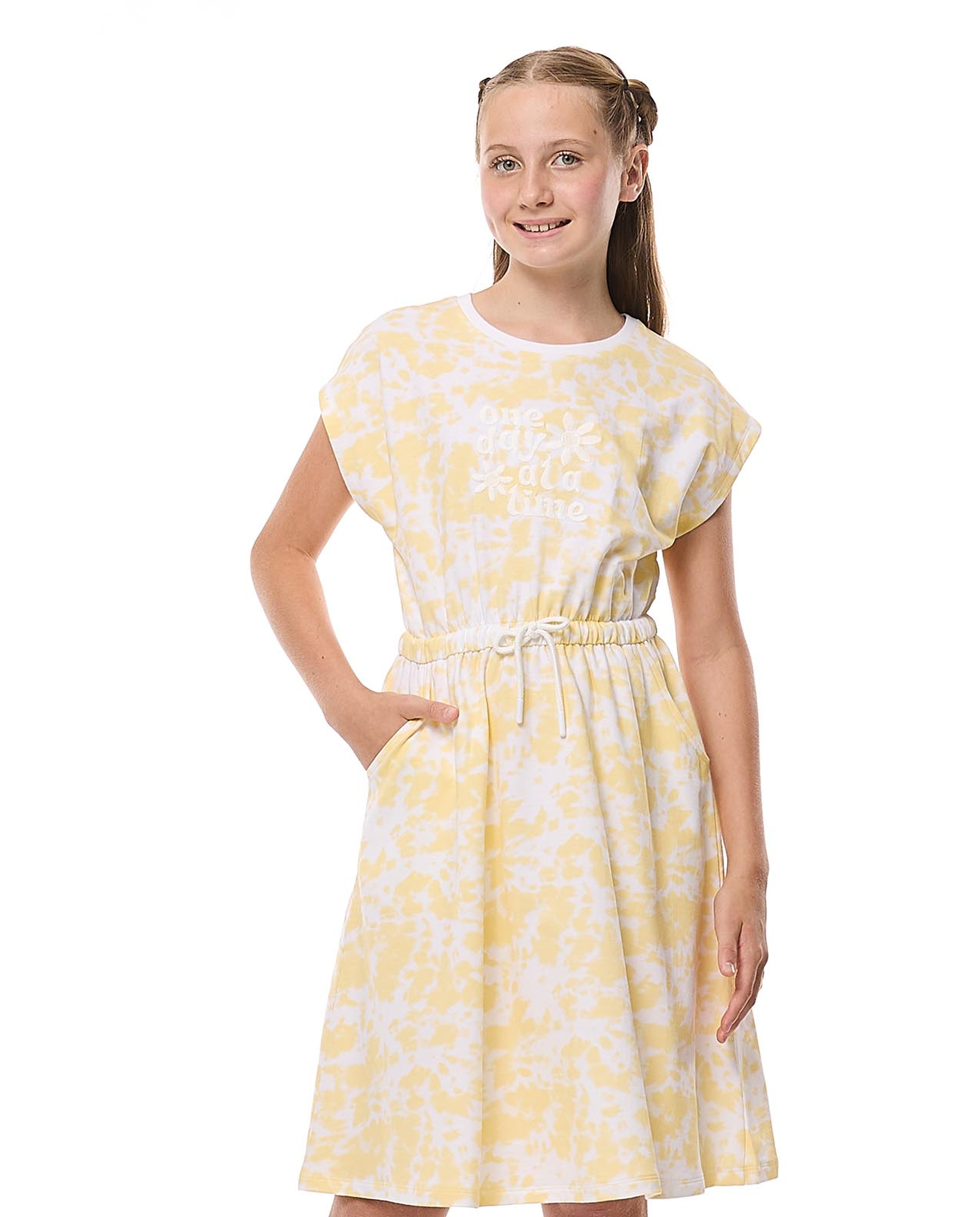 Patterned Dress with Crew Neck and Short Sleeves