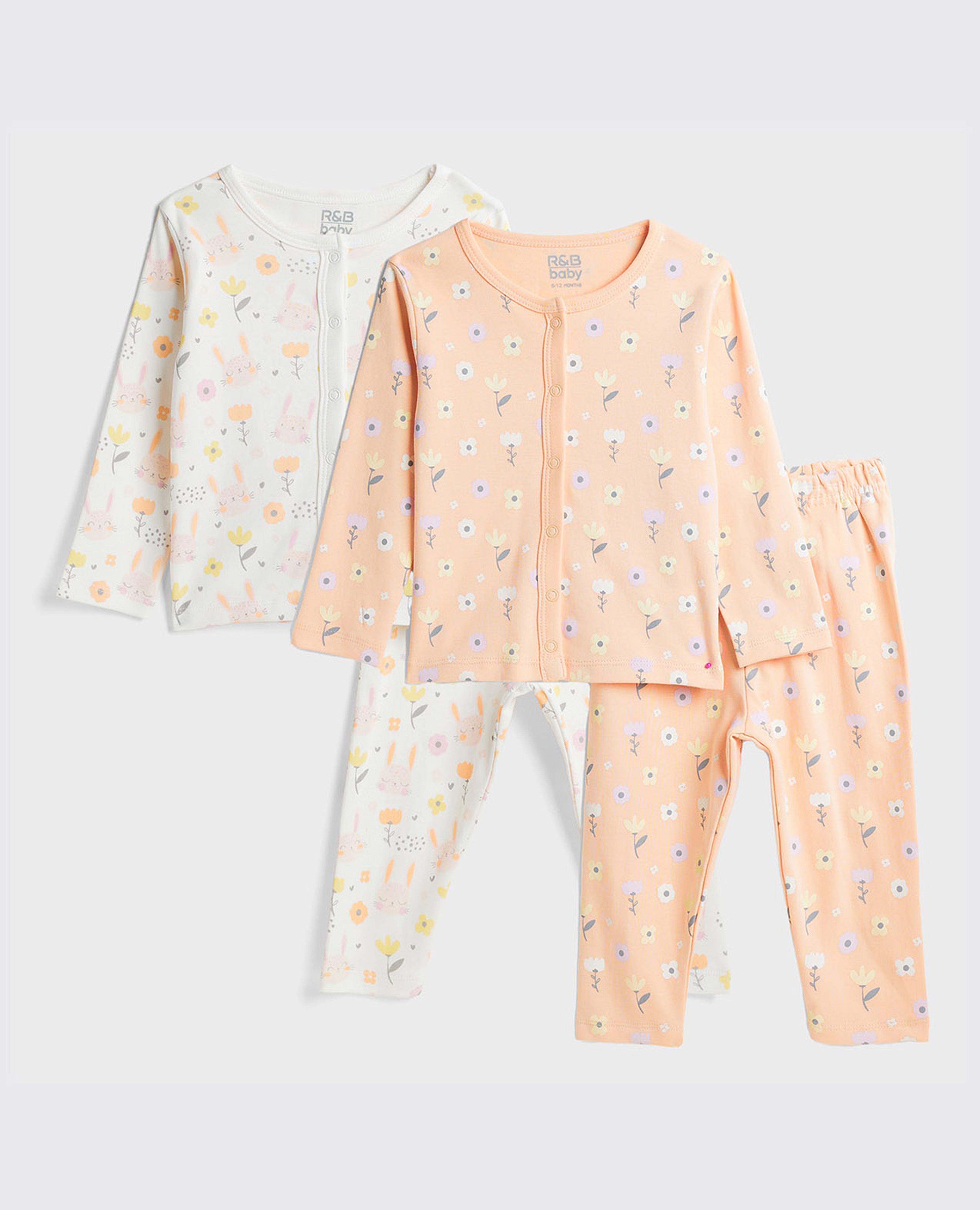 طقم توب وبنطال بطبعة