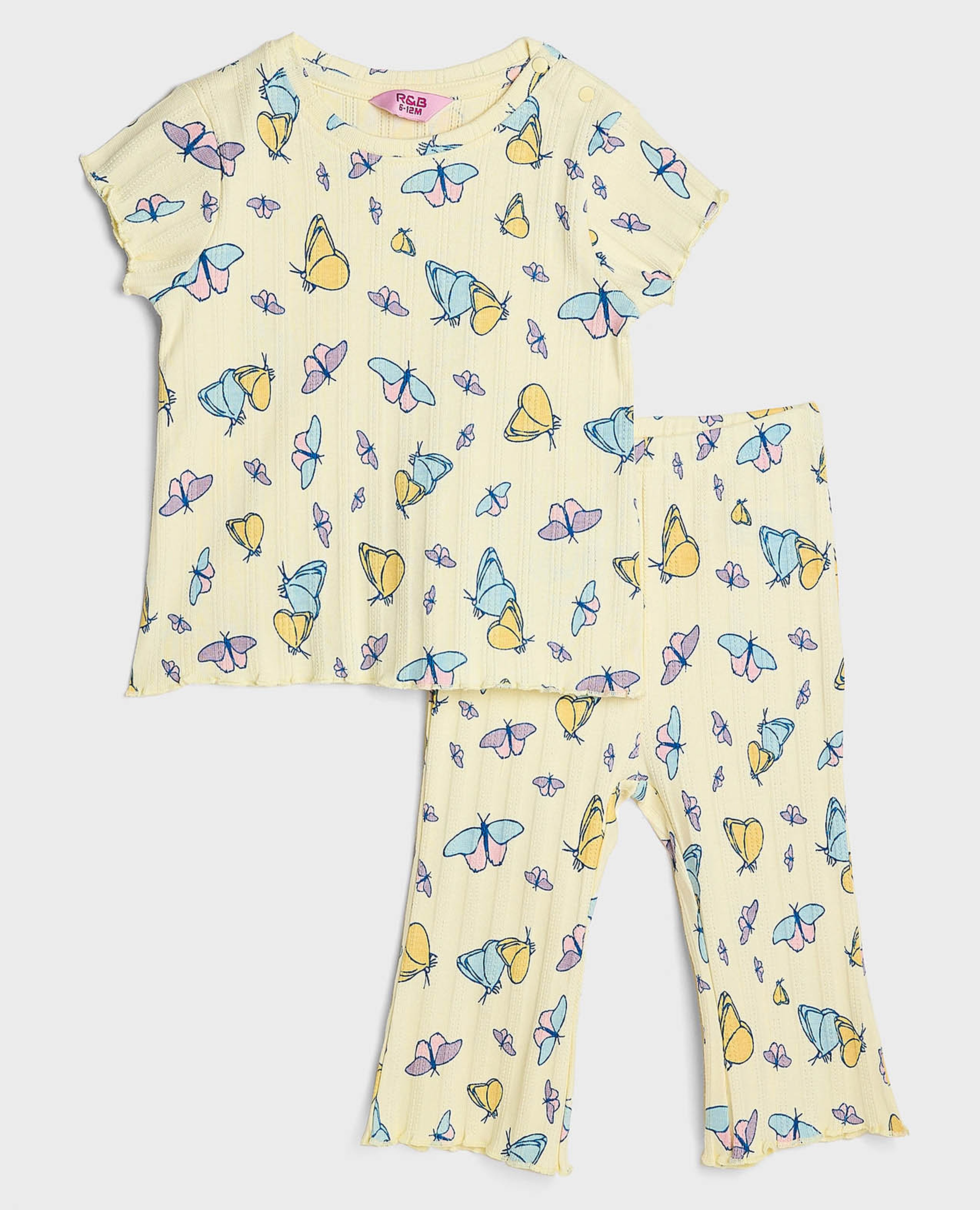 طقم توب وبنطال بطبعة