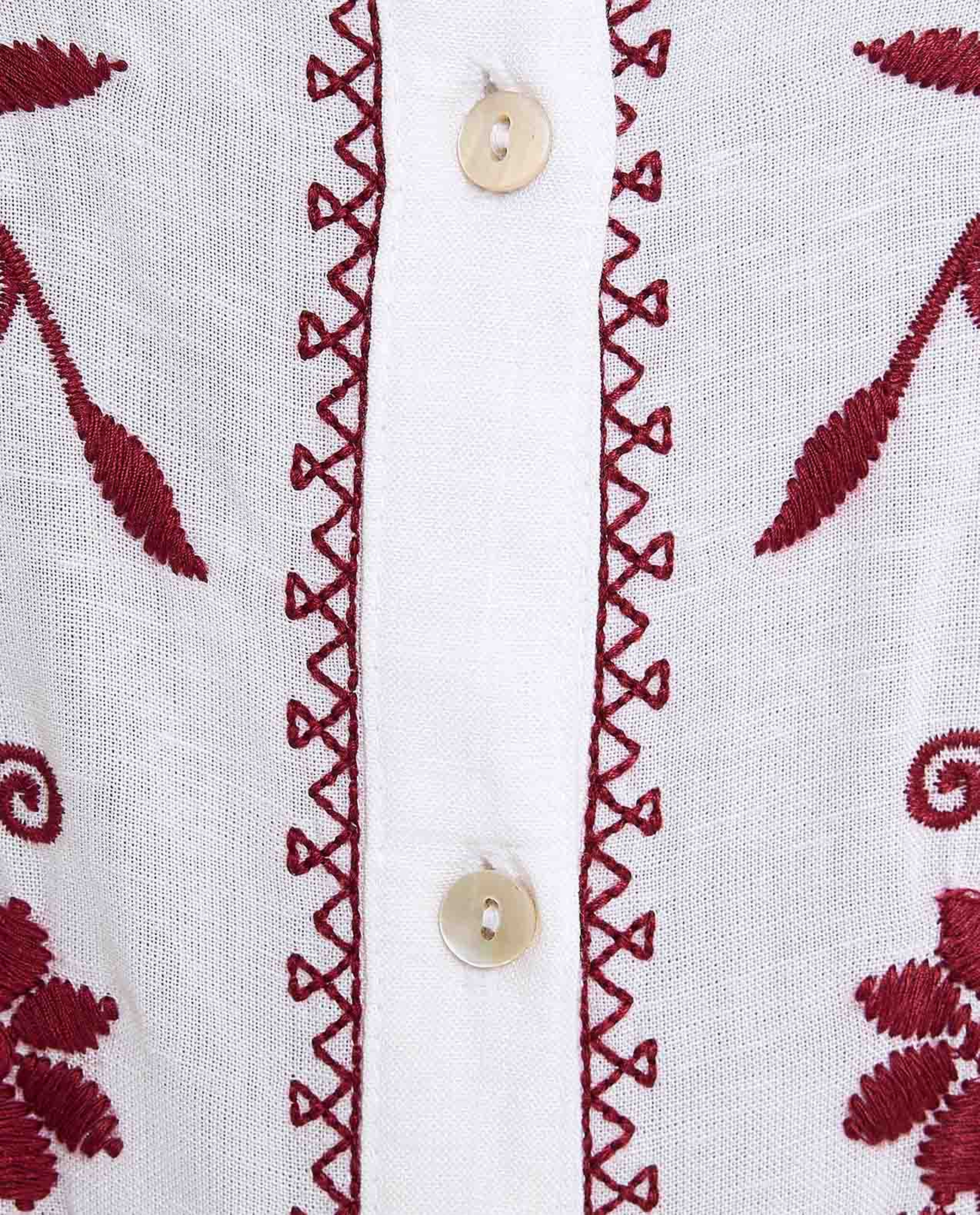 Embroidered Top with Round Neck and Long Sleeves