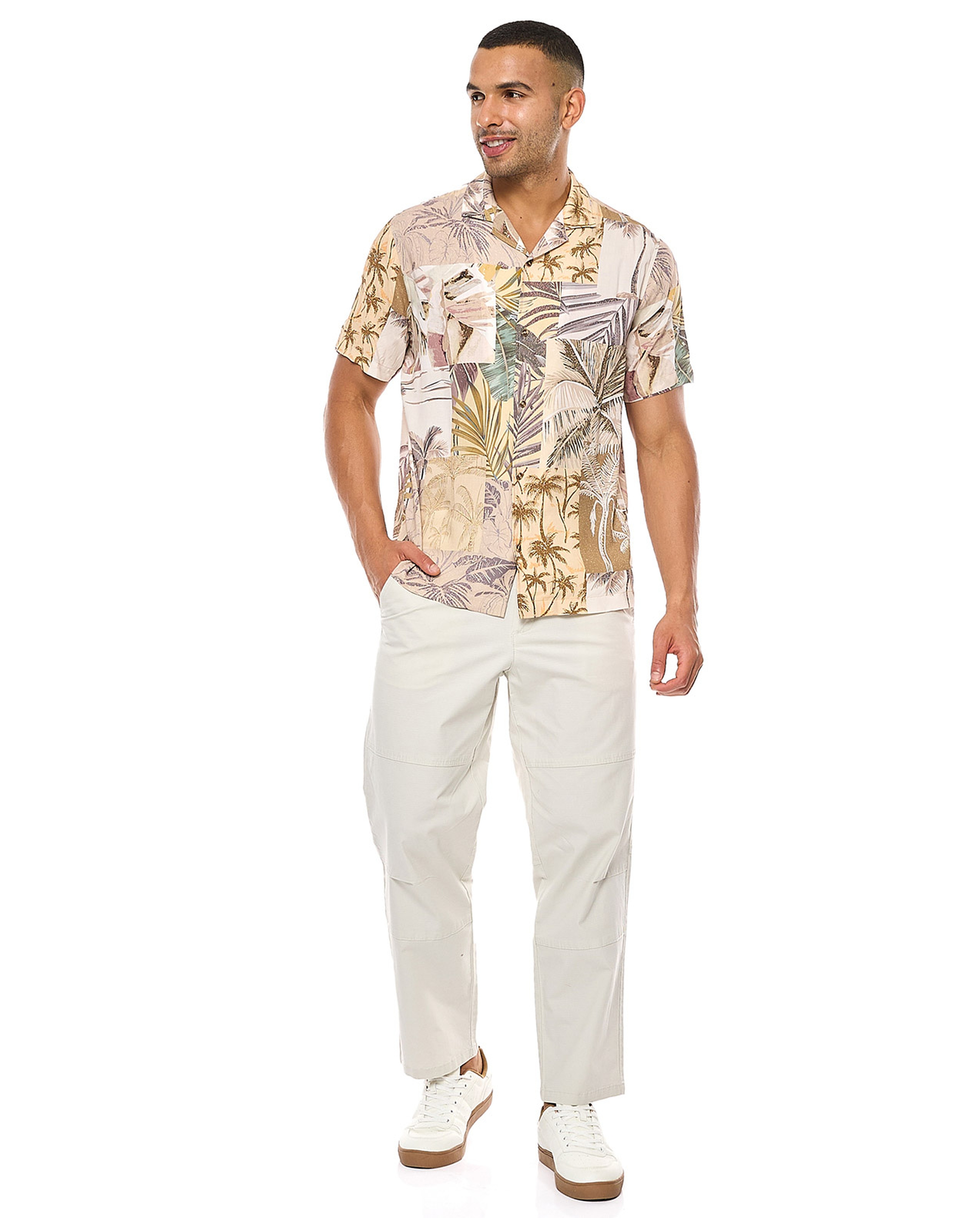 Patterned Shirt with Revere Collar and Short Sleeves