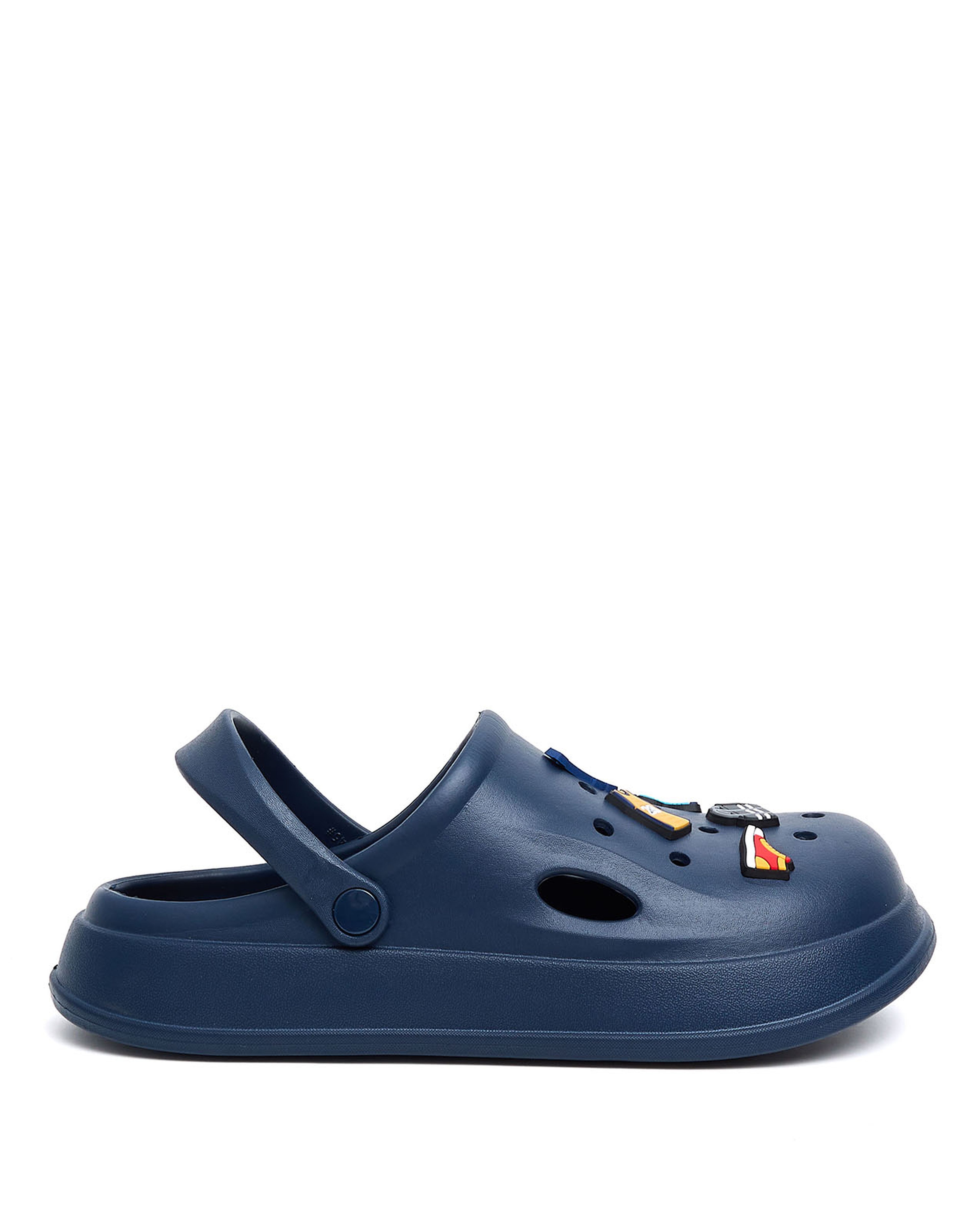 كلوغ بحزام خلفي وإكسسوار