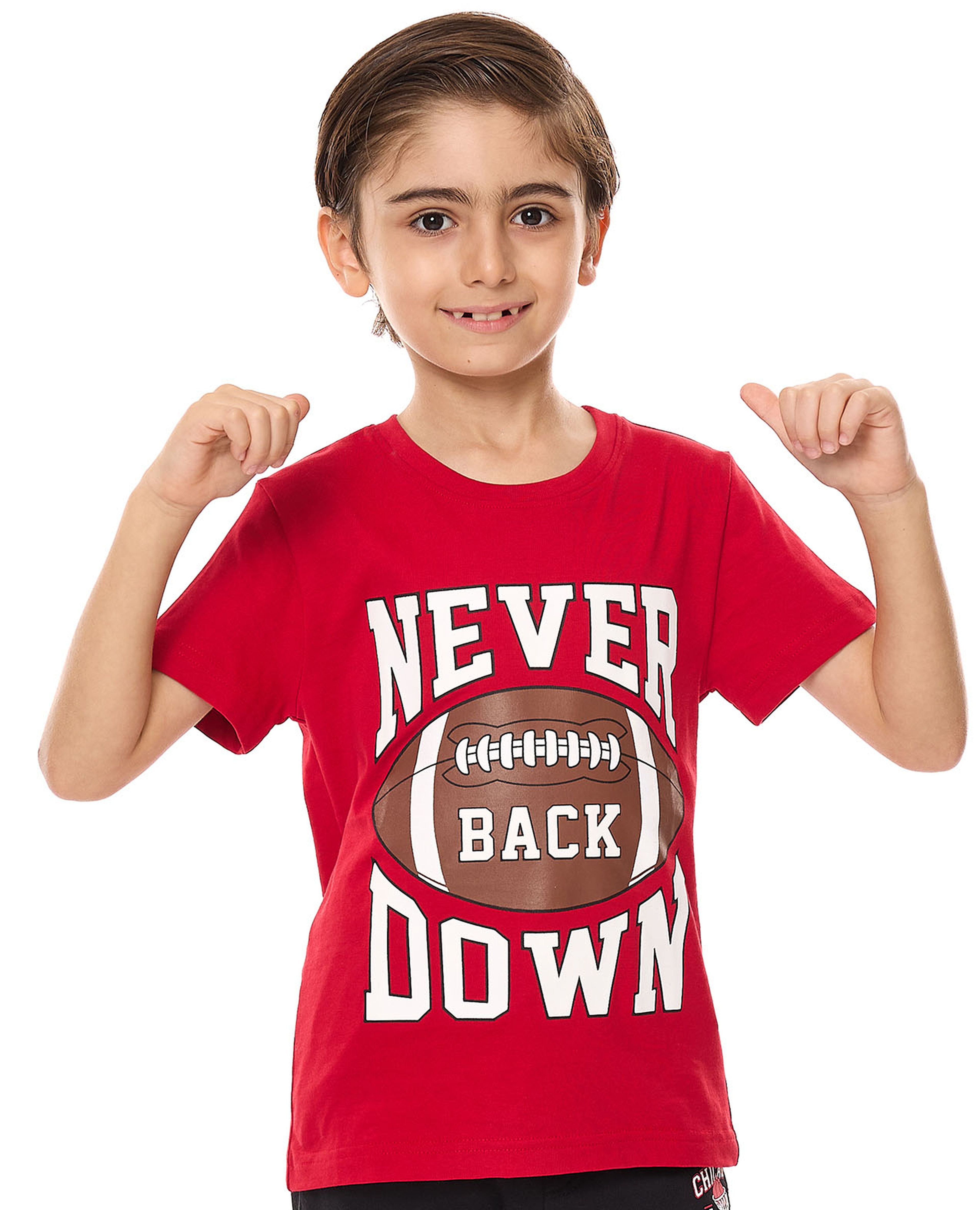 تيشيرت بطبعة بياقة مستديرة وأكمام قصيرة