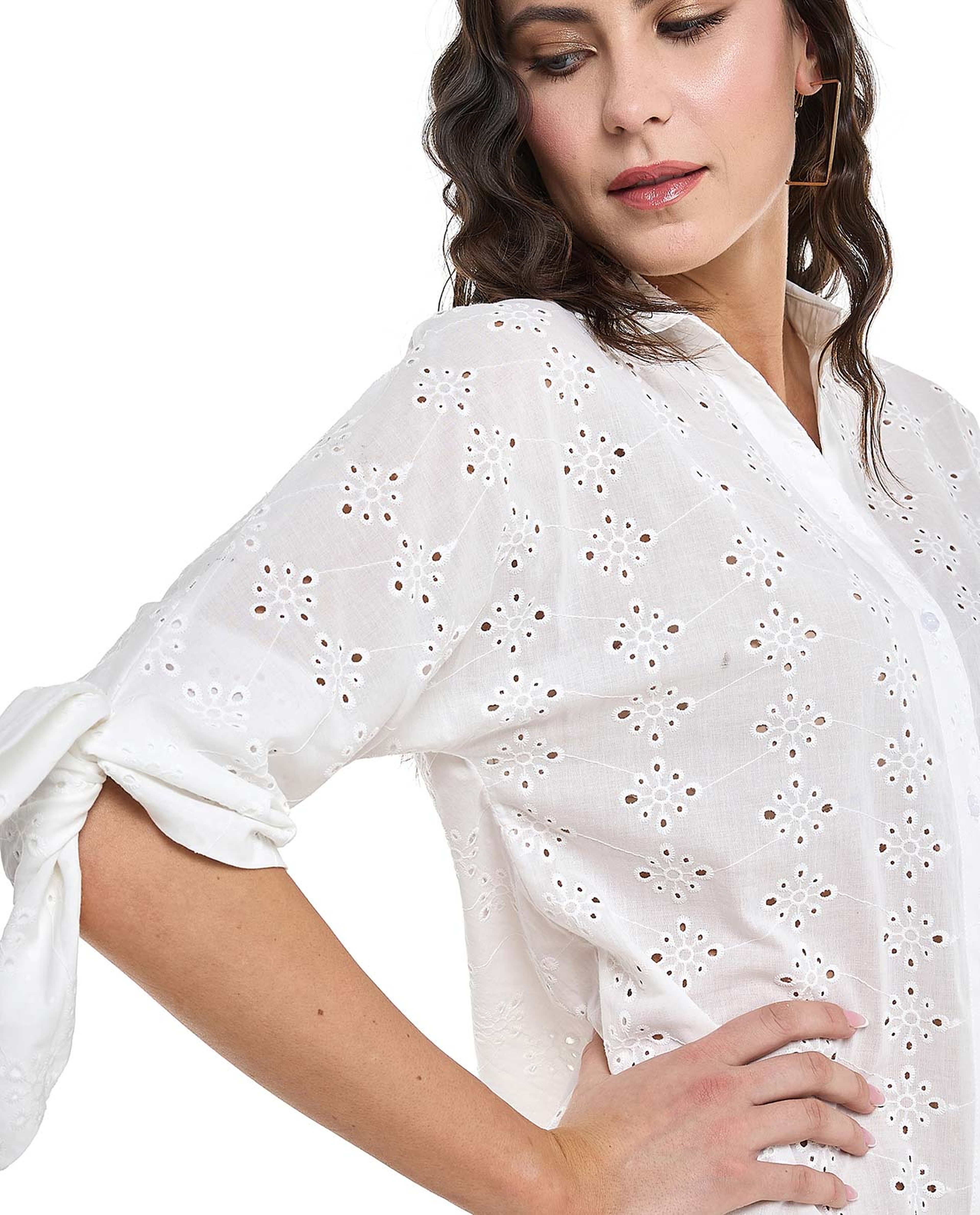 Schiffli Shirt with Classic Collar and 3/4 Sleeves