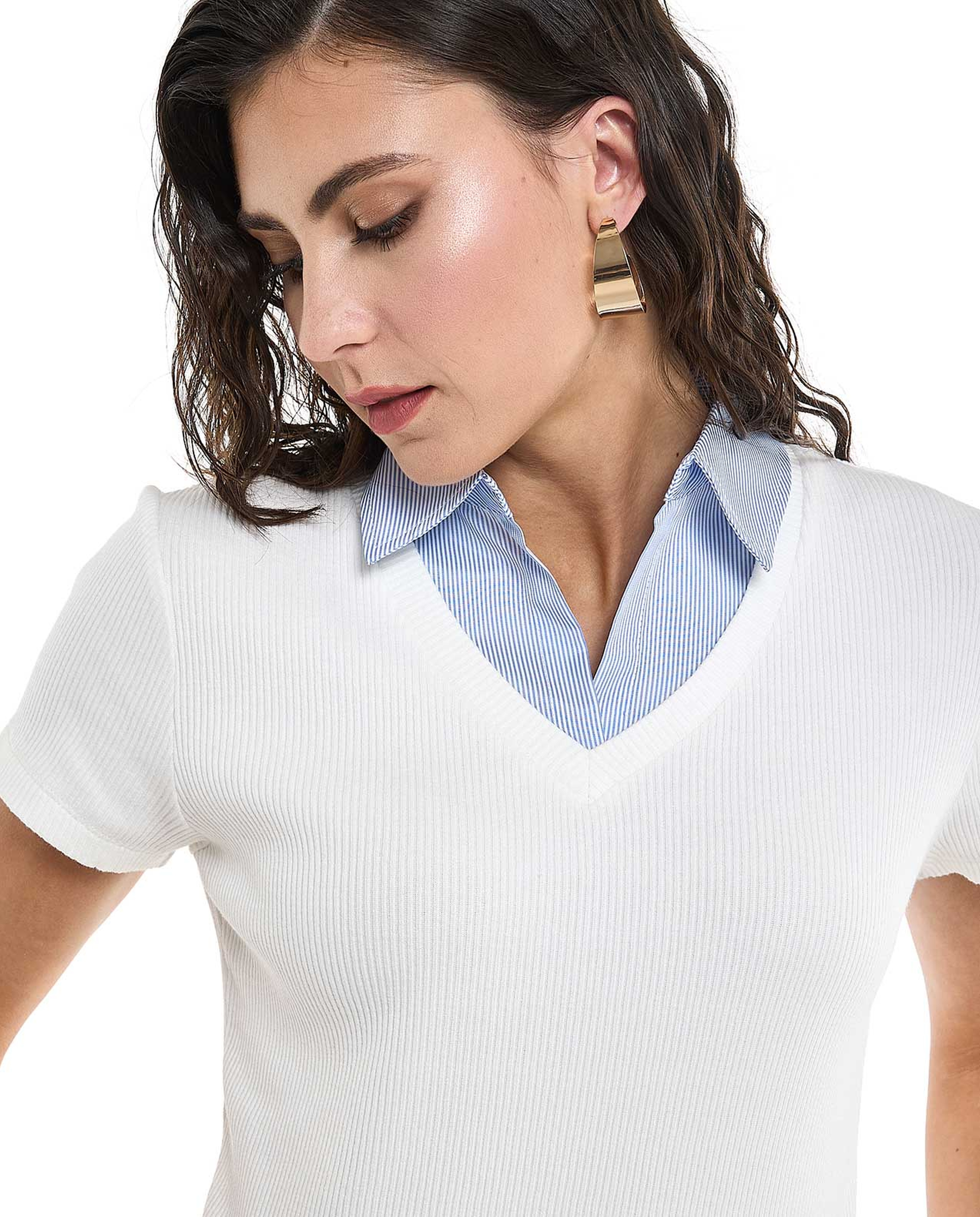 Ribbed Shirt Style Top with Classic Collar and Short Sleeves