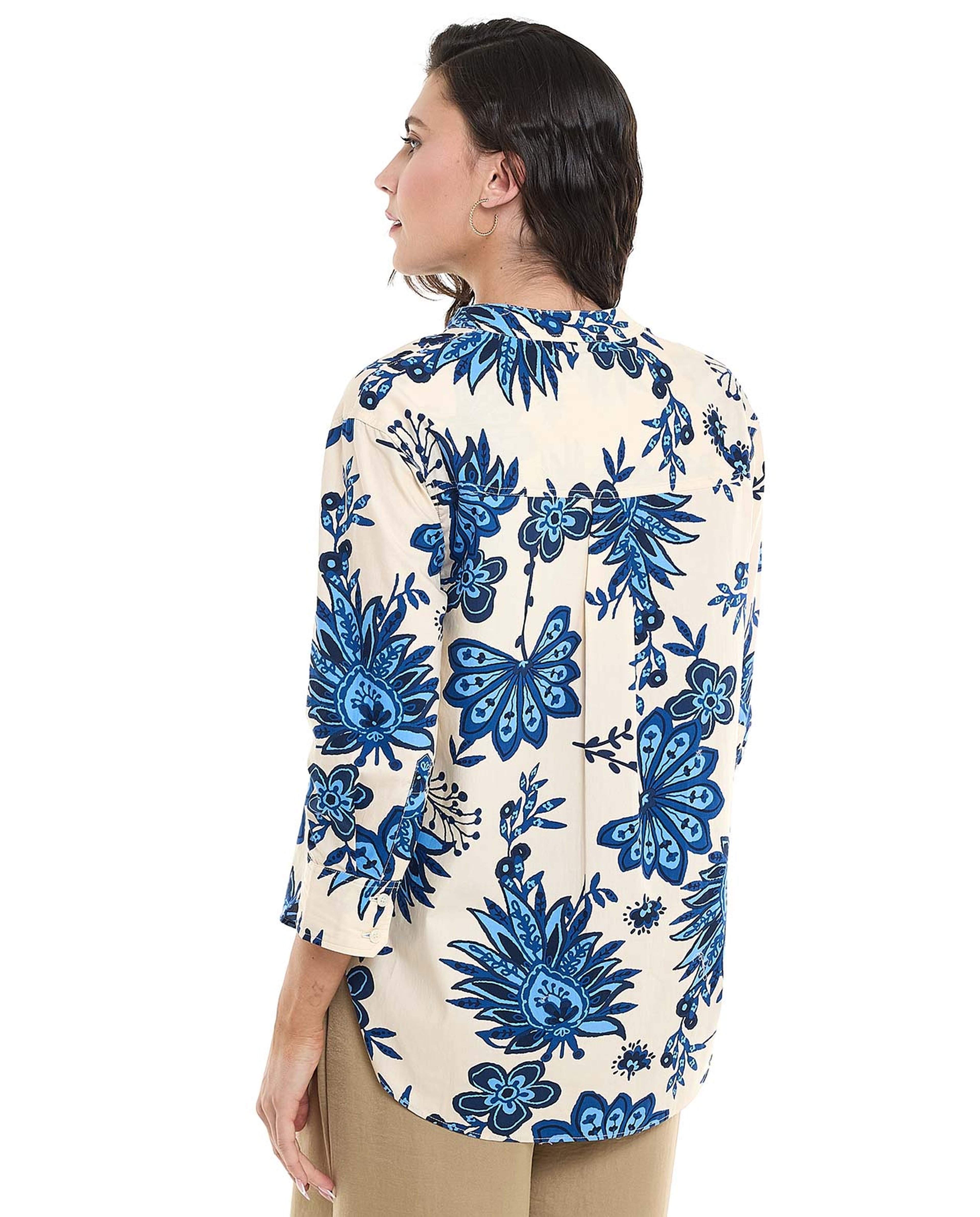 Printed Top with Stand Collar and 3/4 Sleeves
