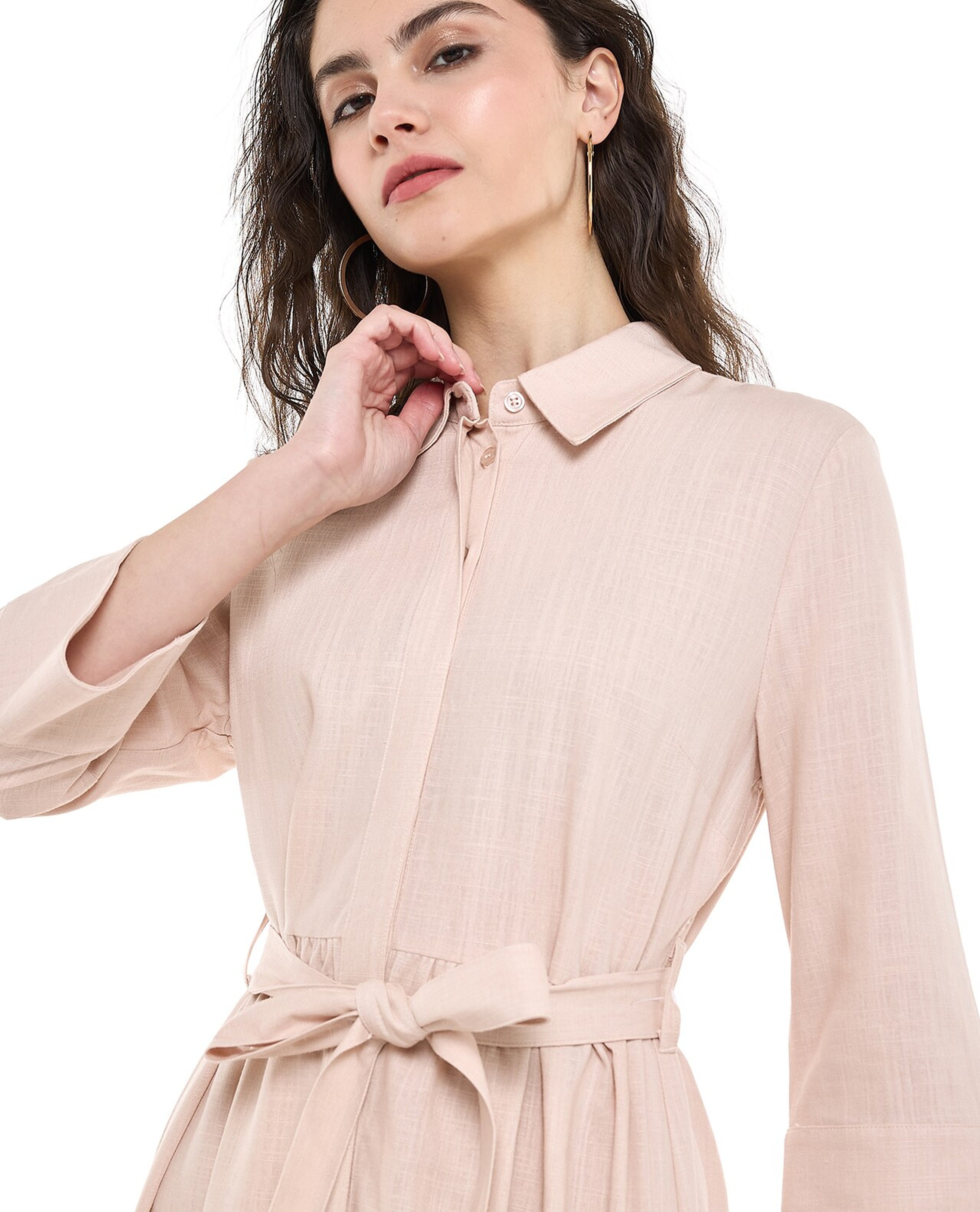 Belted Shirt Dress with Classic Collar and Long Sleeves