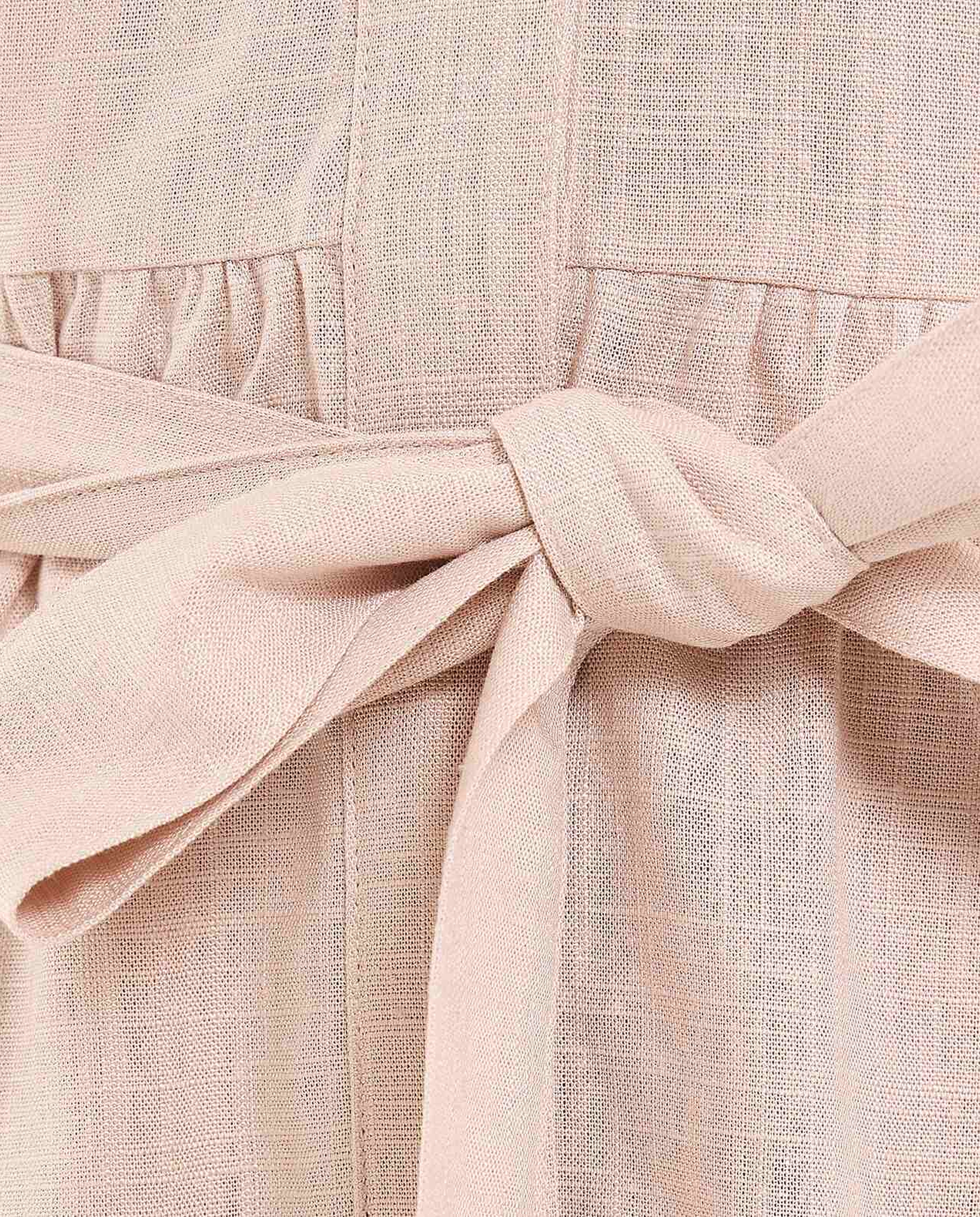 Belted Shirt Dress with Classic Collar and Long Sleeves