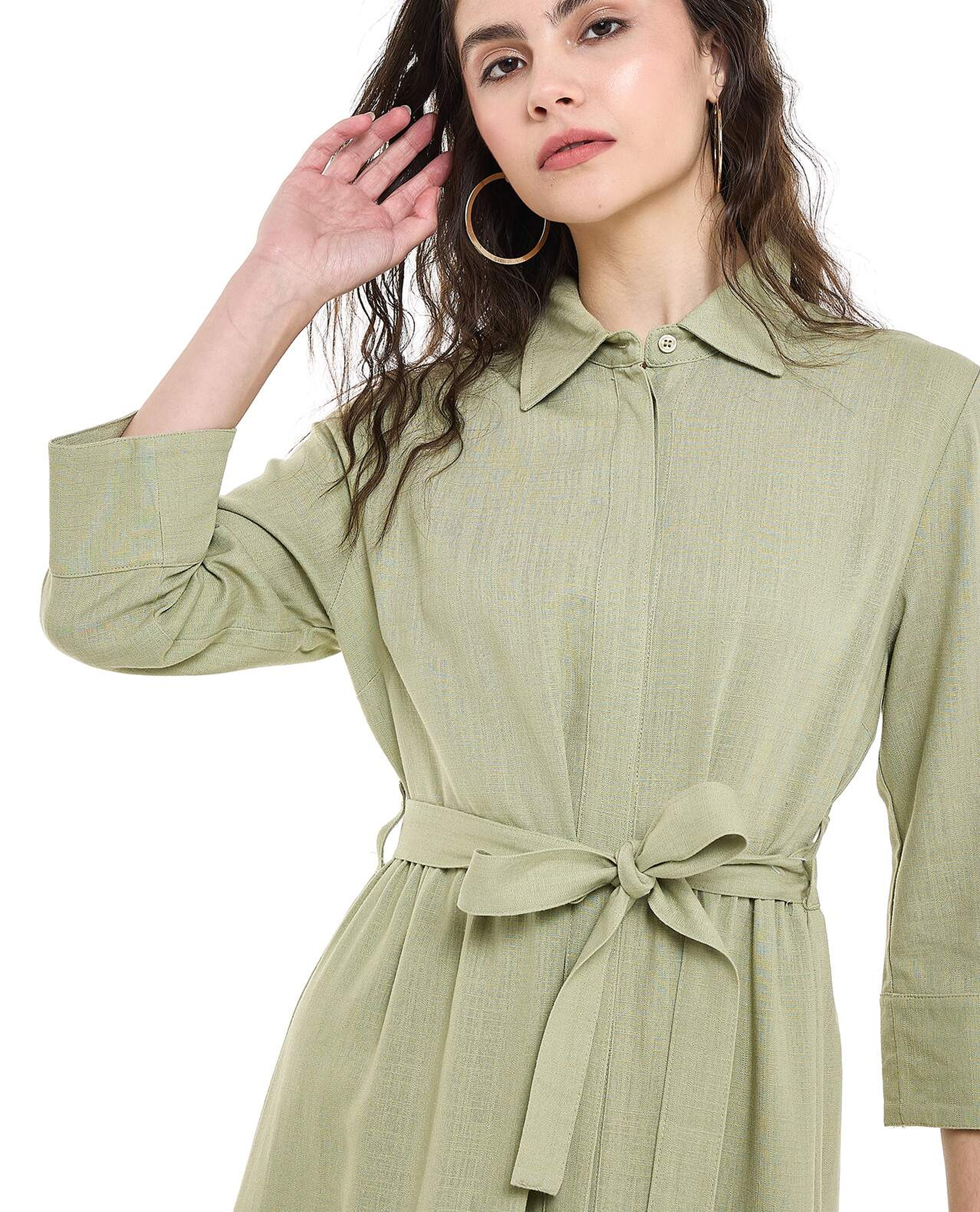 Belted Shirt Dress with Classic Collar and Long Sleeves