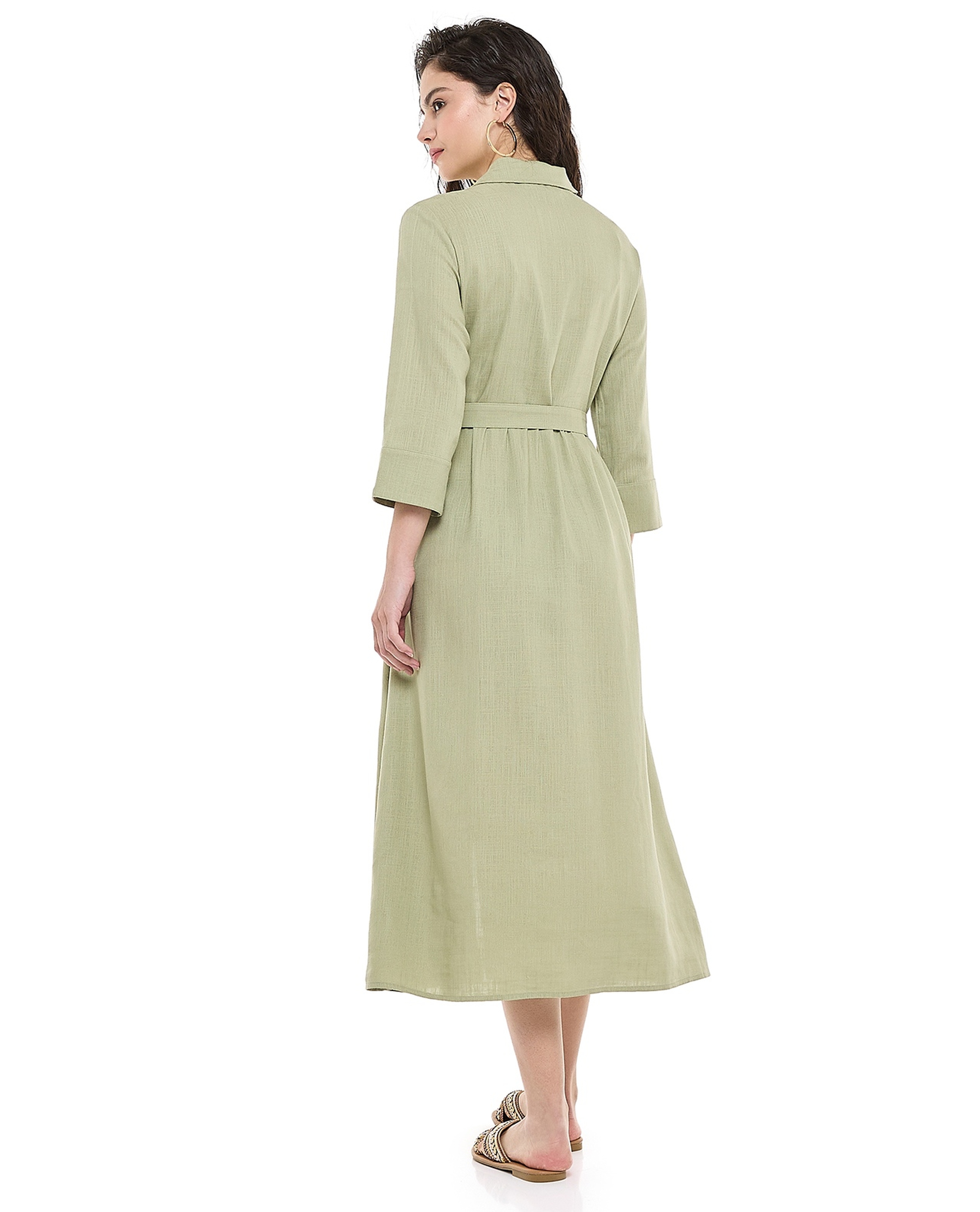 Belted Shirt Dress with Classic Collar and Long Sleeves