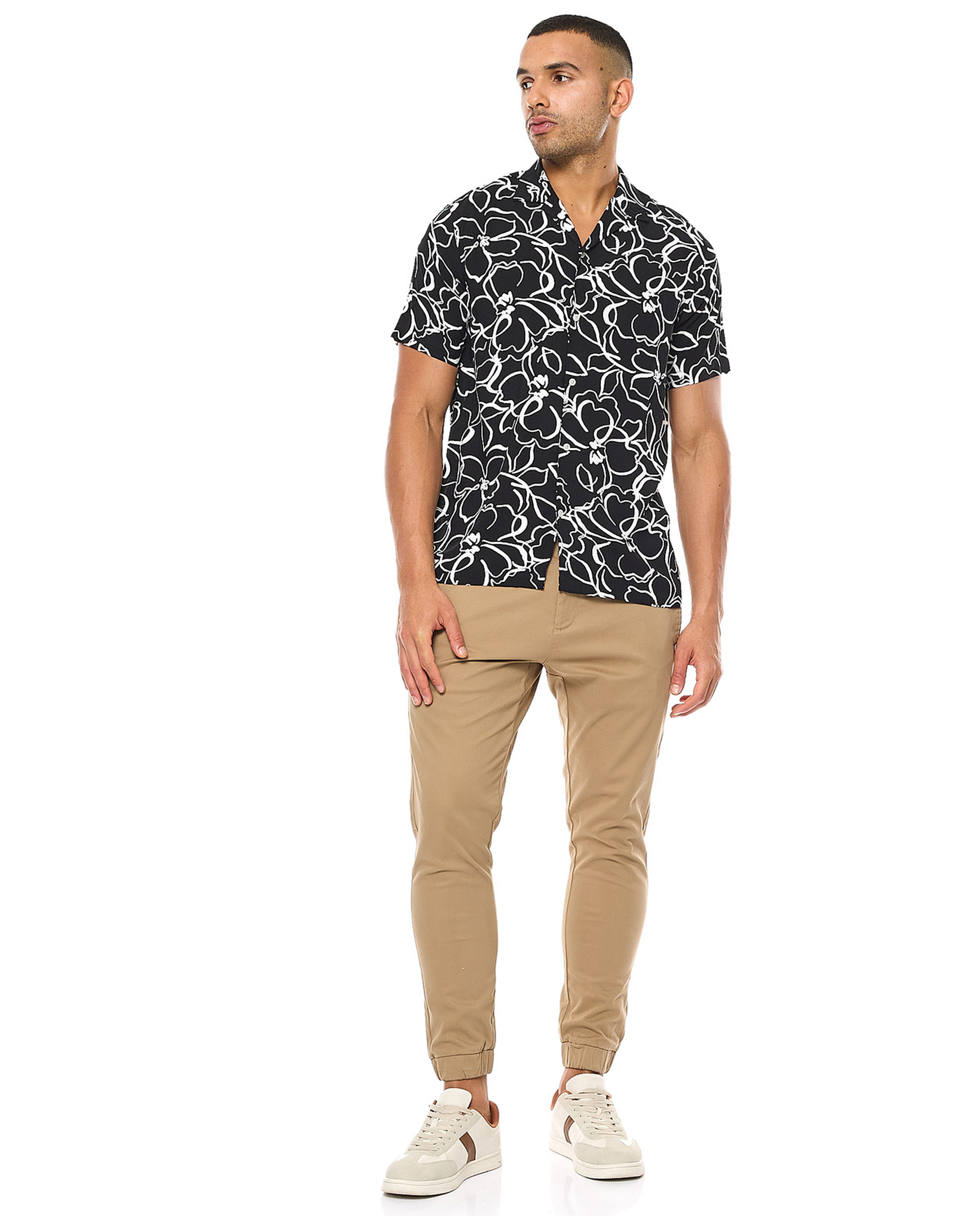 Patterned Shirt with Revere Collar and Short Sleeves