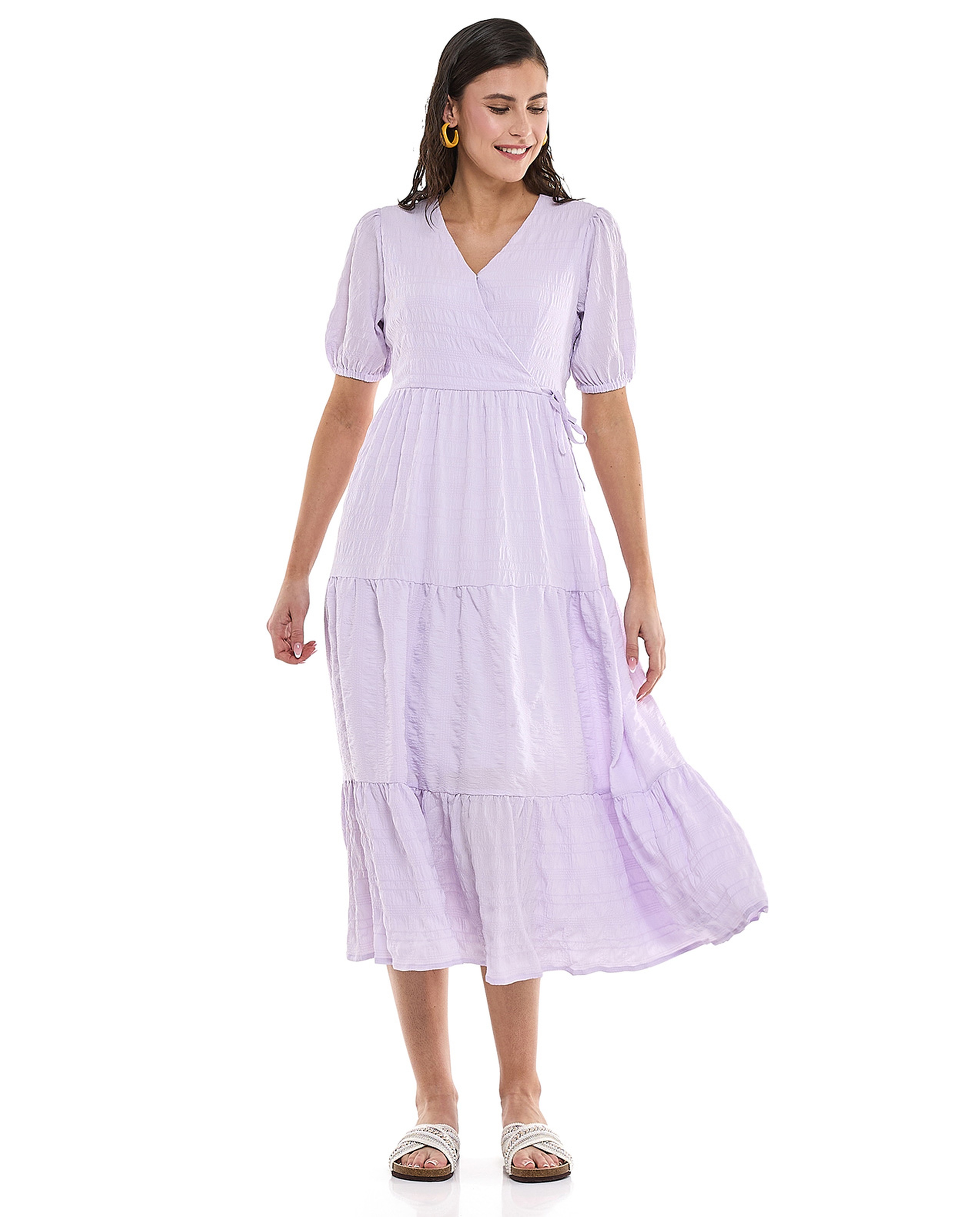 Textured Tiered Dress with V-Neck and Puff Sleeves