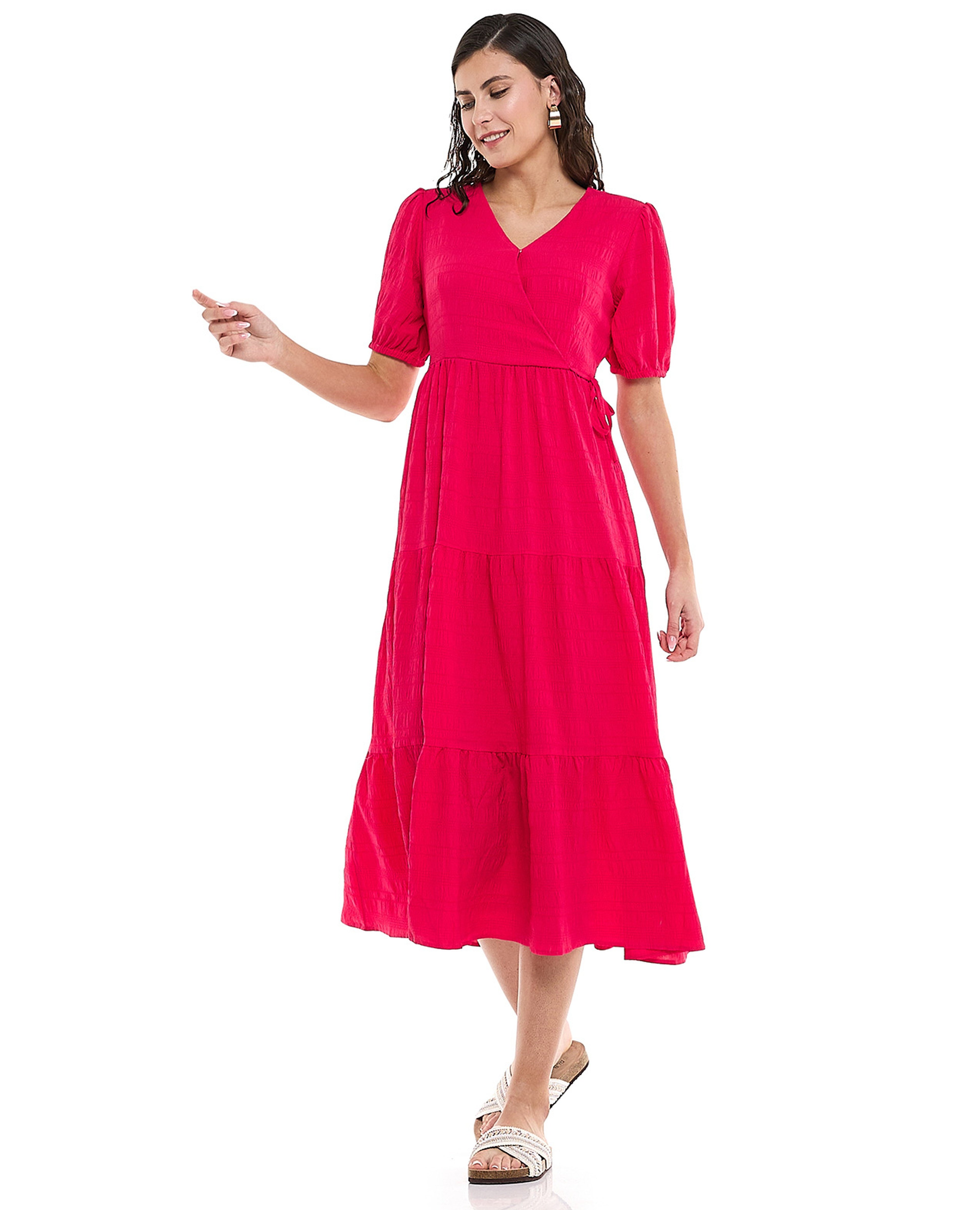 Textured Tiered Dress with V-Neck and Puff Sleeves