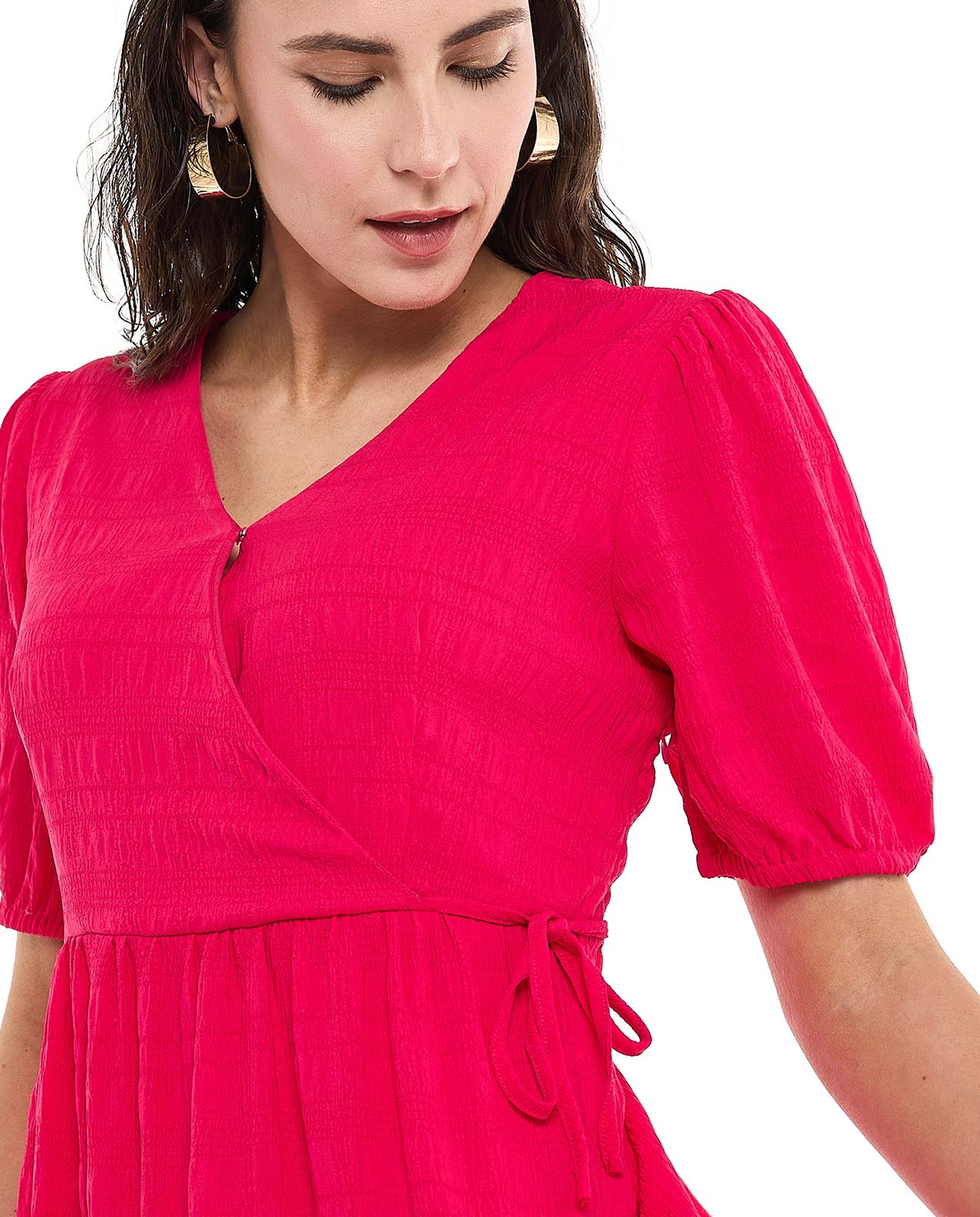 Textured Tiered Dress with V-Neck and Puff Sleeves