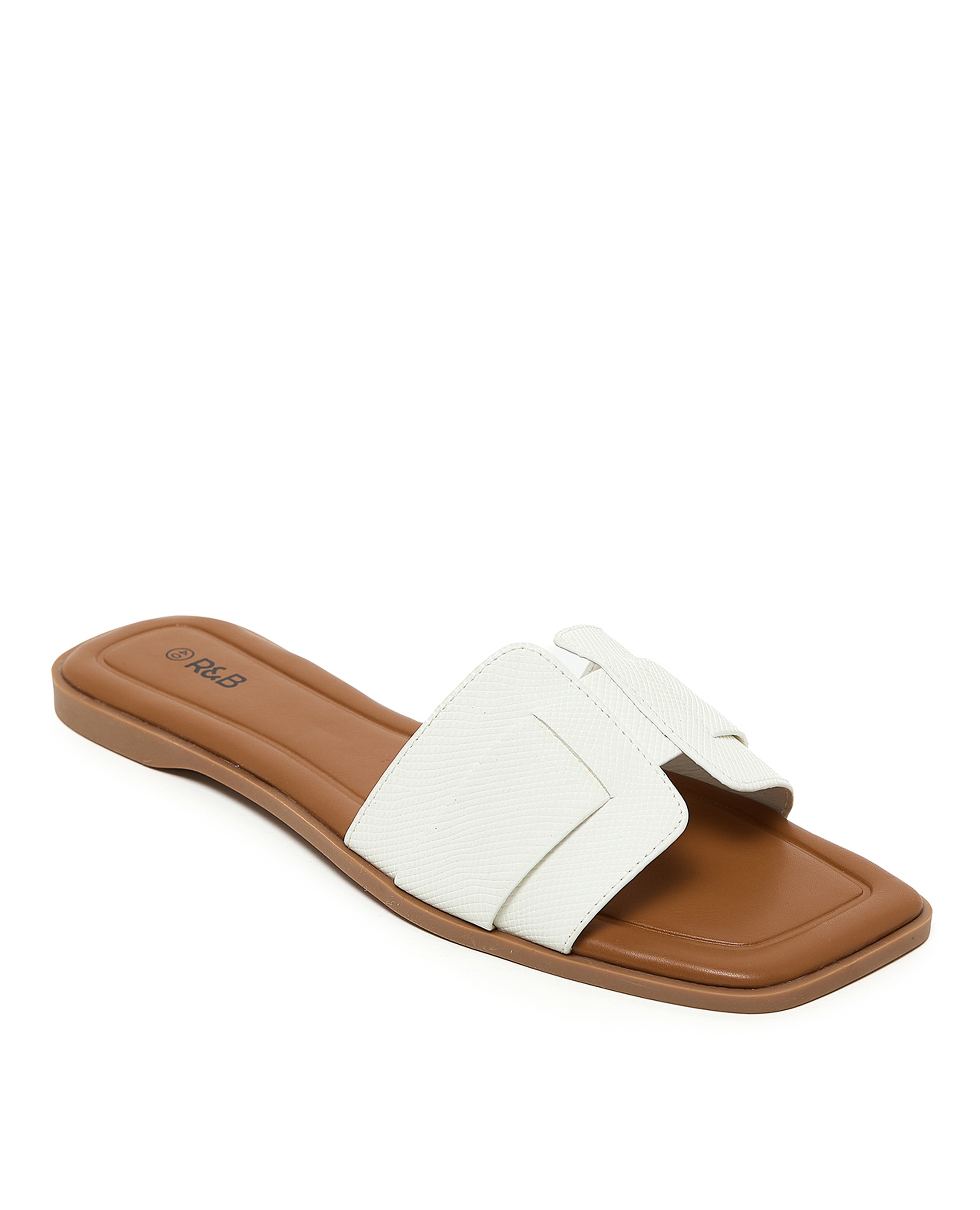 صندل مسطح بملمس