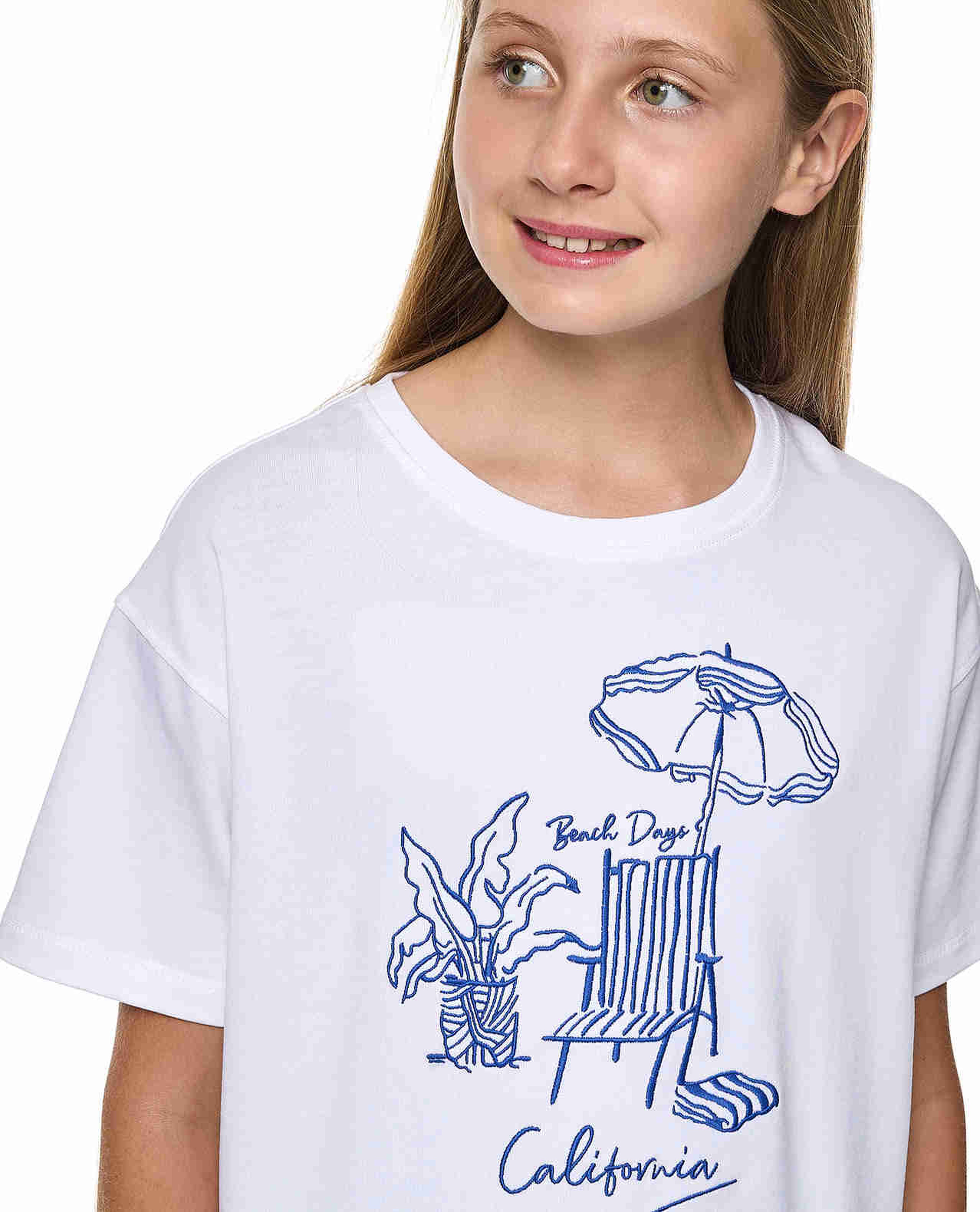 Embroidered T-Shirt With Crew Neck and Short Sleeves