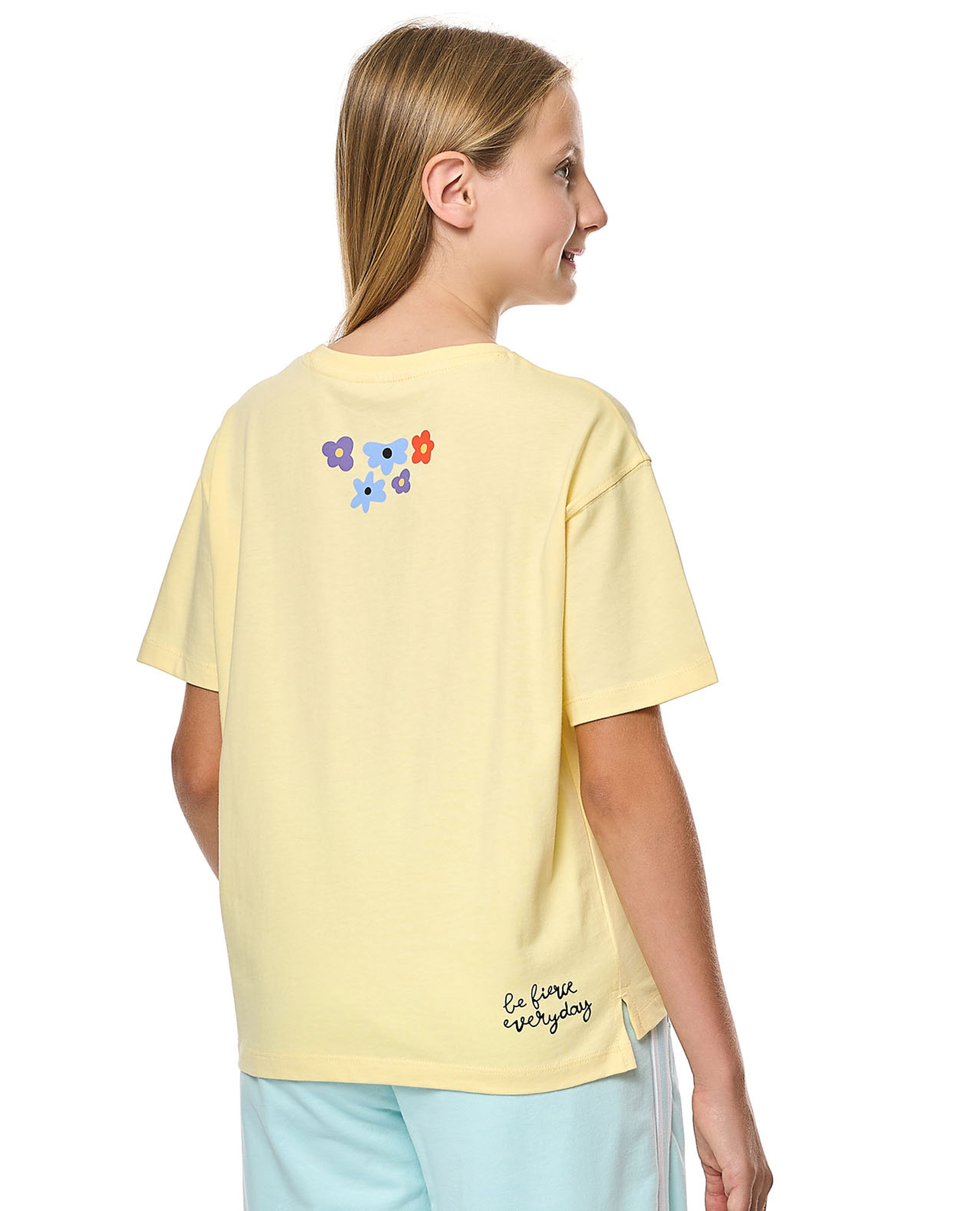 Embroidered T-Shirt With Crew Neck and Short Sleeves