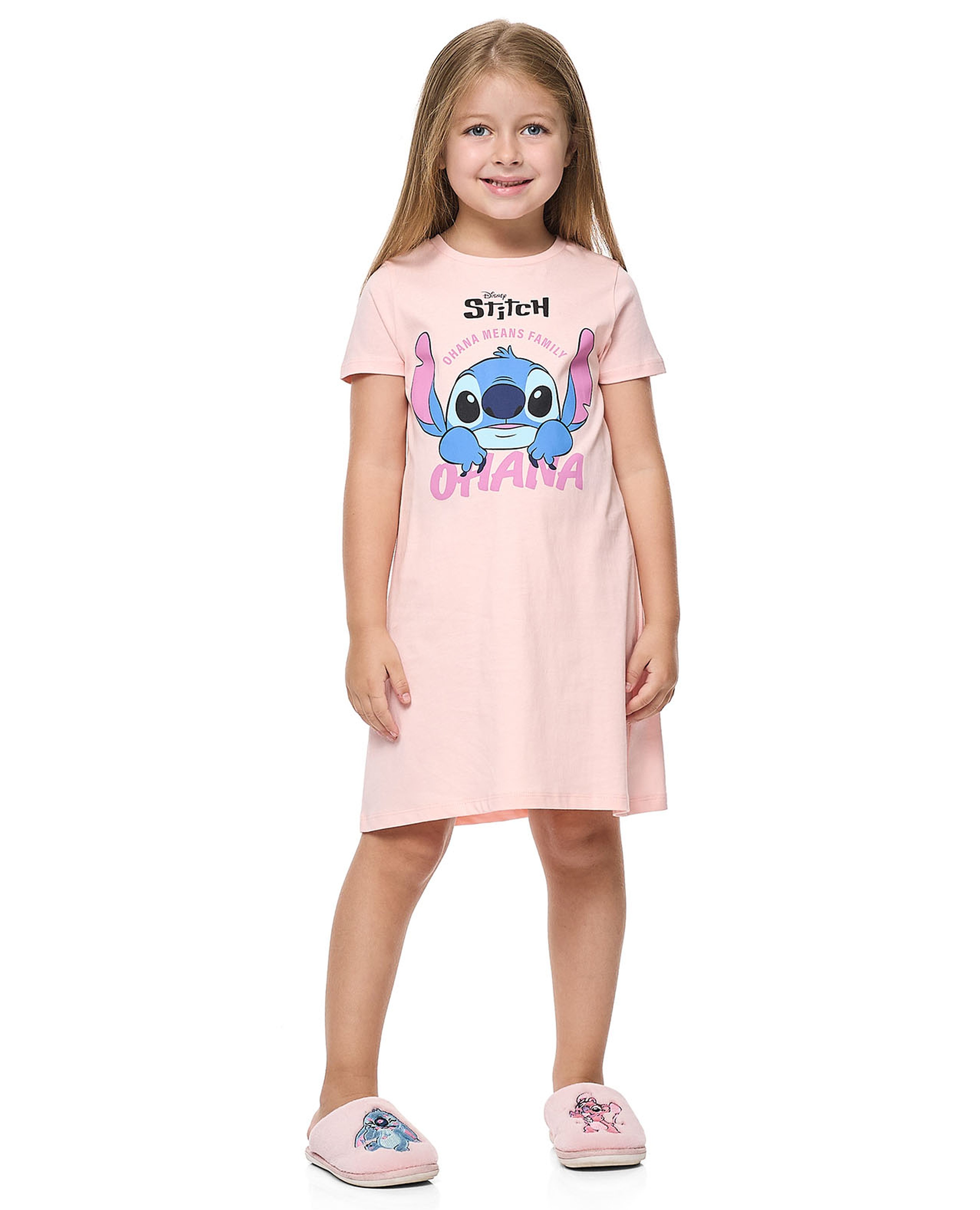 قميص نوم بطبعة ستيتش وأكمام قصيرة