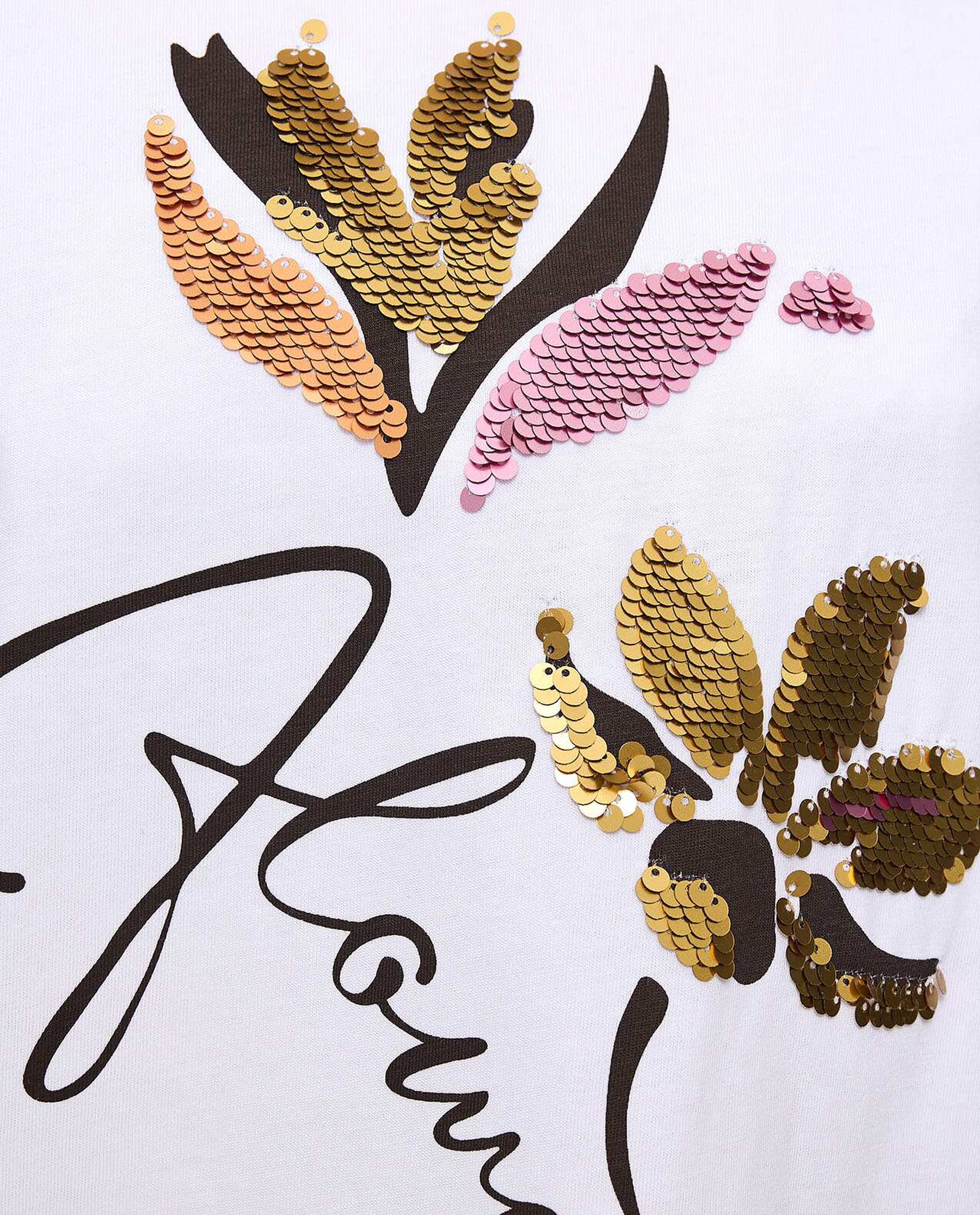 تيشيرت مزين بترتر بأكمام قصيرة وبرقبة مستديرة