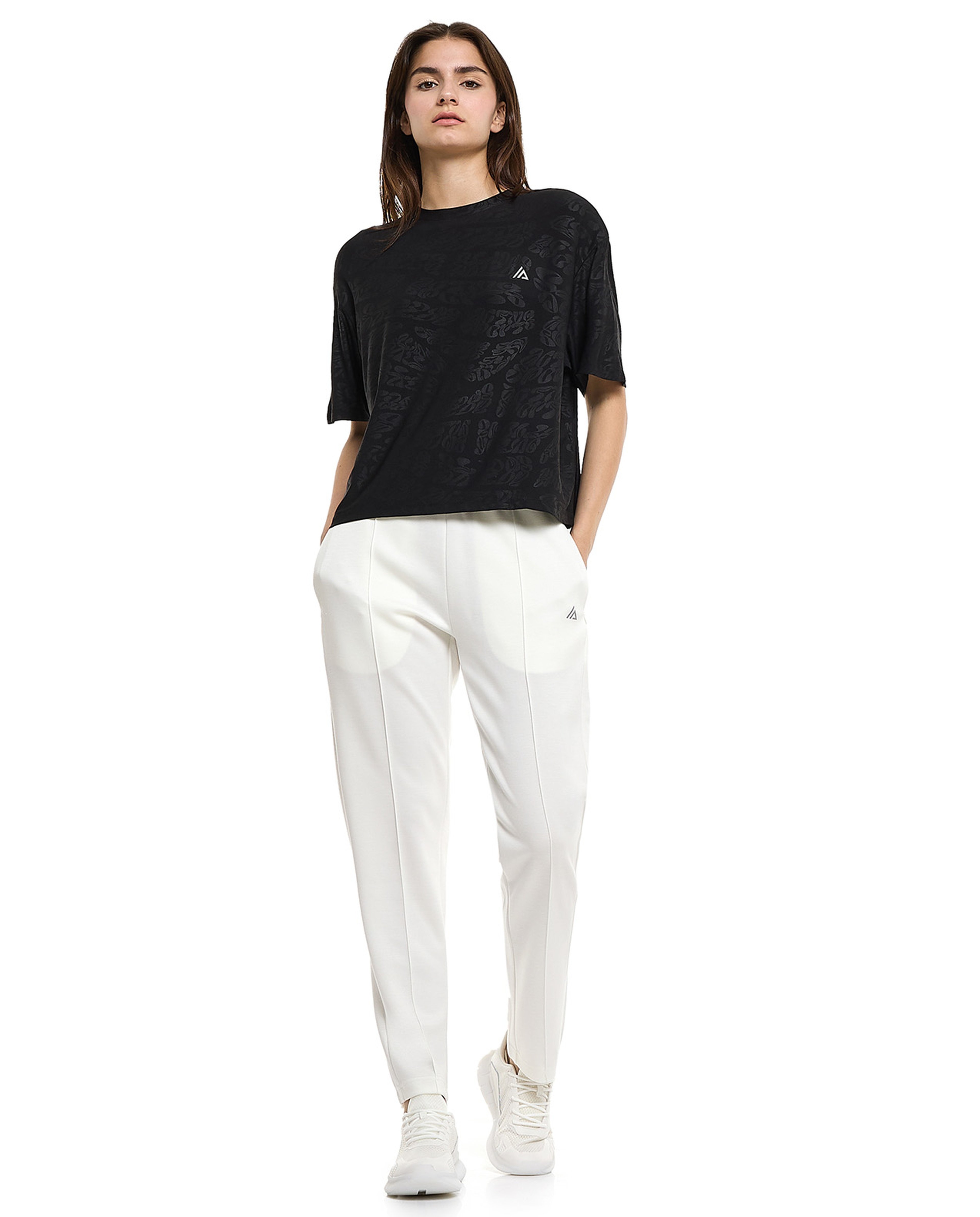 Patterned Active T-Shirt with Crew Neck and Short Sleeves