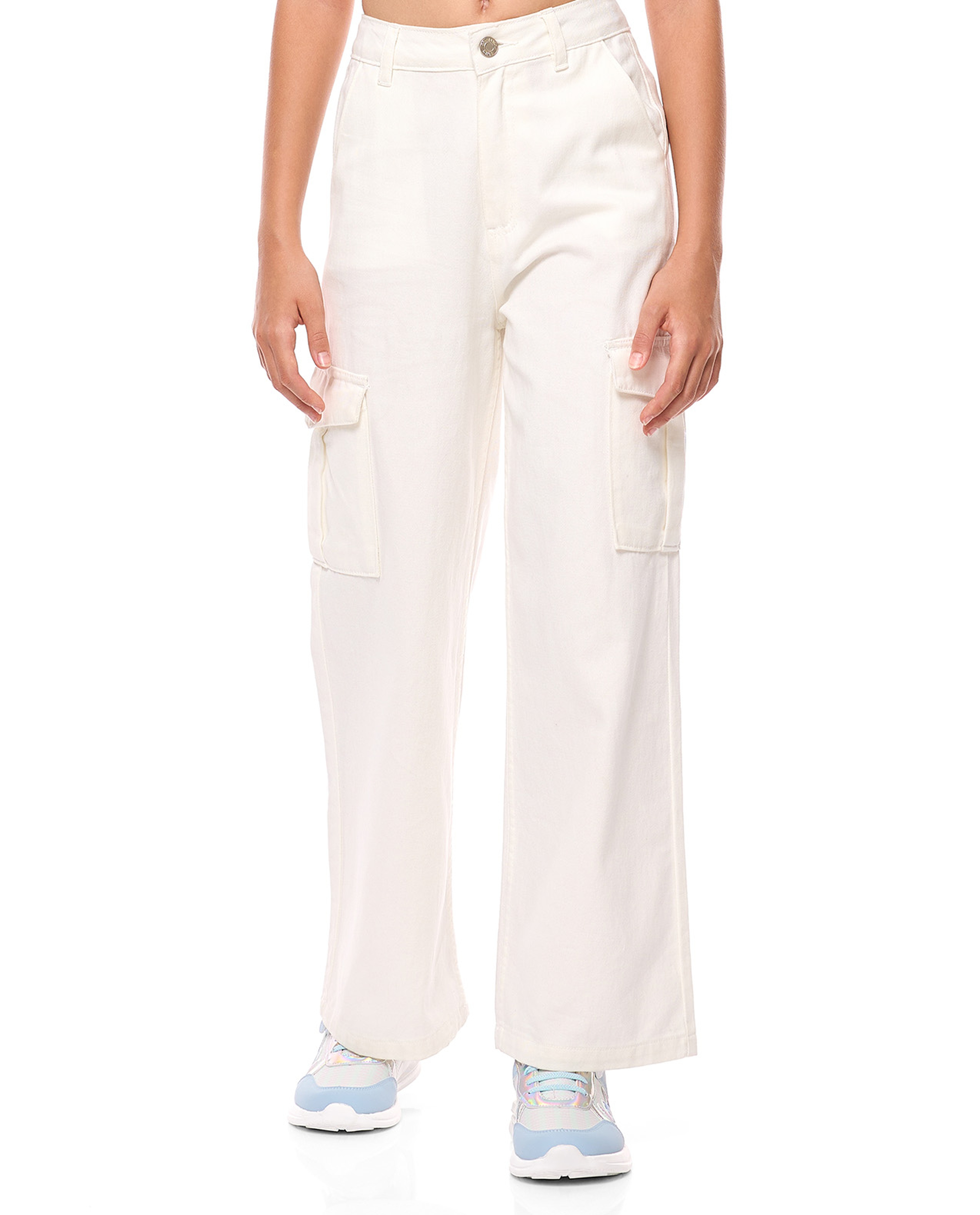 Solid Wide Leg Cargo Jeans with Button Closure