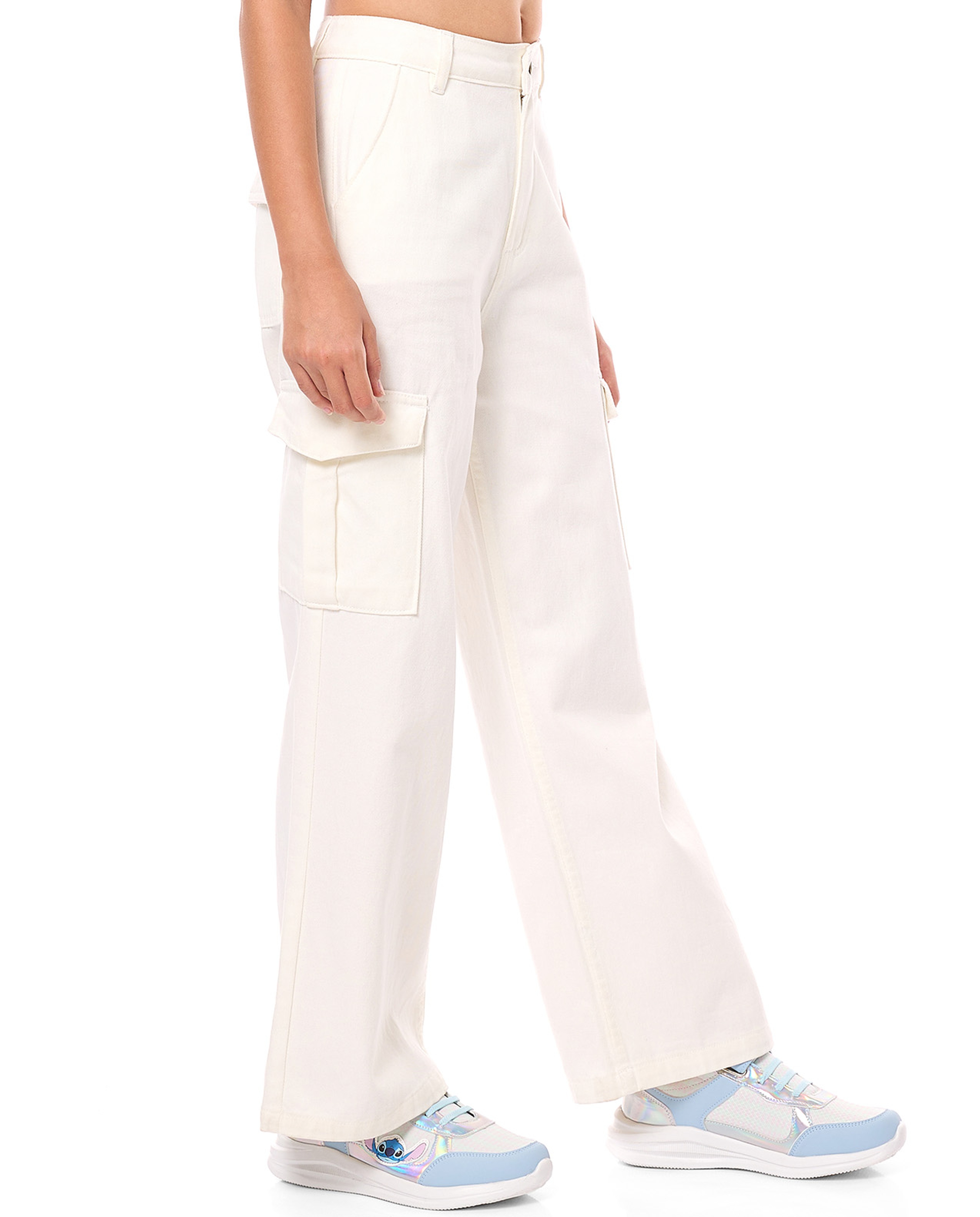 Solid Wide Leg Cargo Jeans with Button Closure