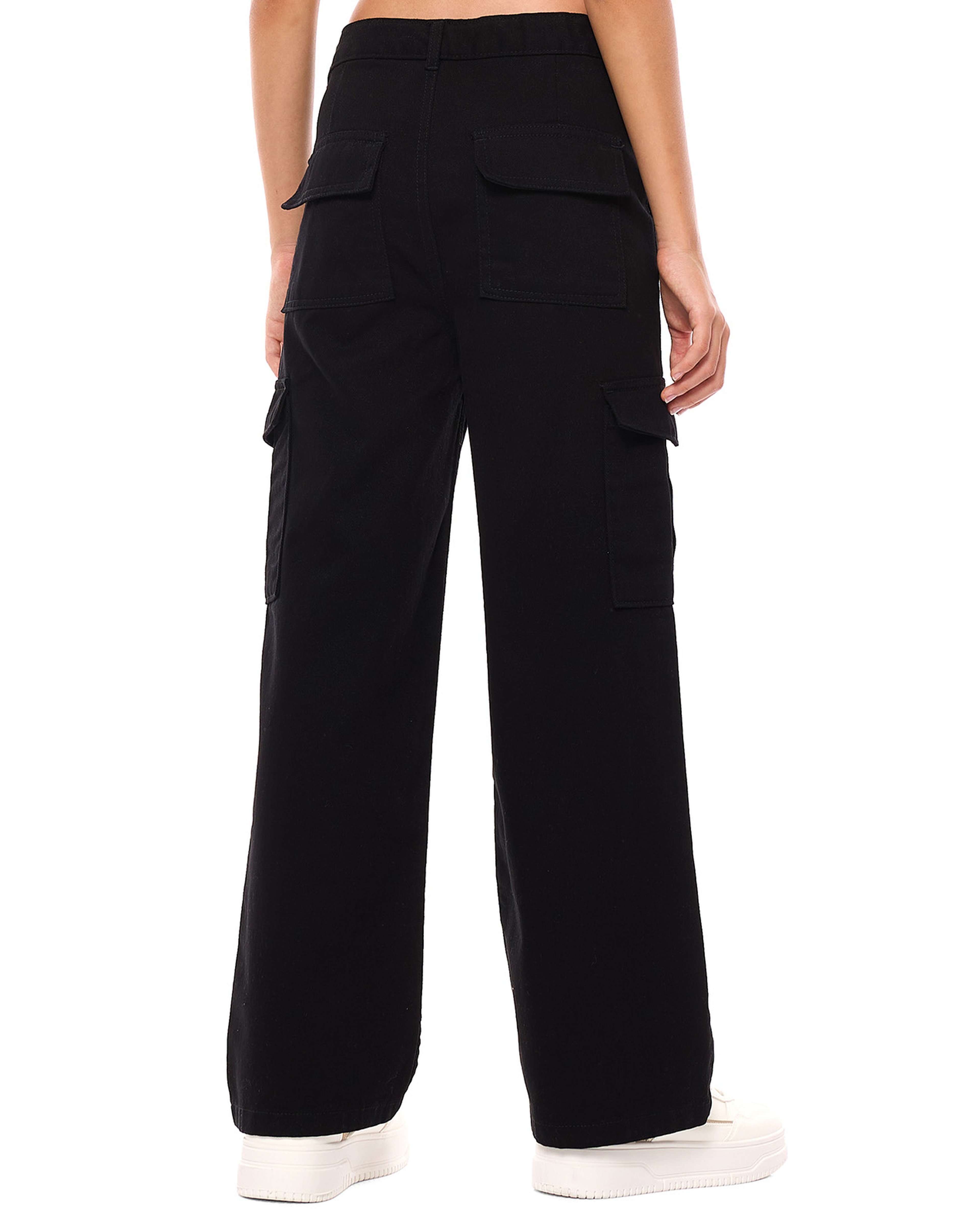 Solid Wide Leg Cargo Jeans with Button Closure