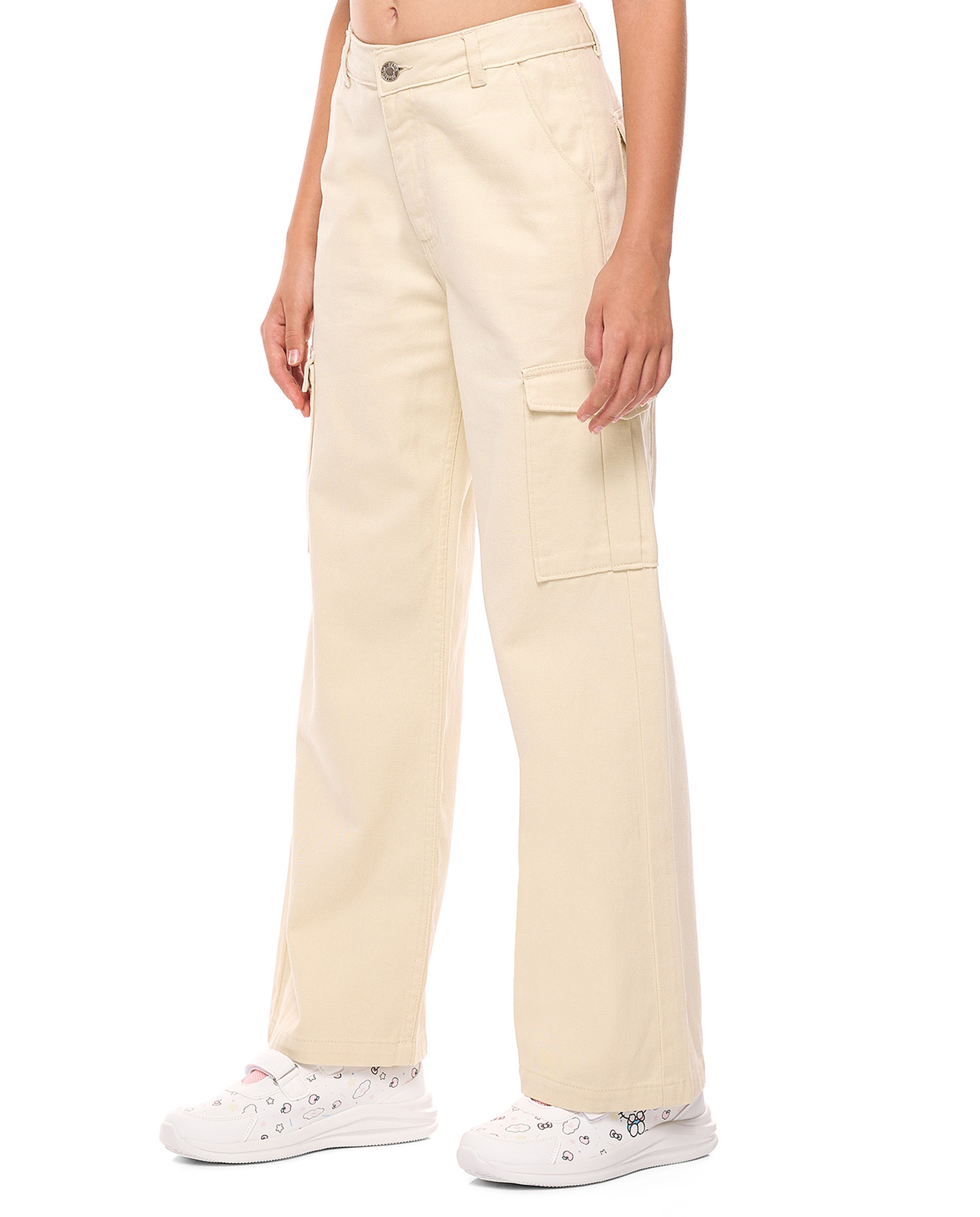 Solid Wide Leg Cargo Jeans with Button Closure
