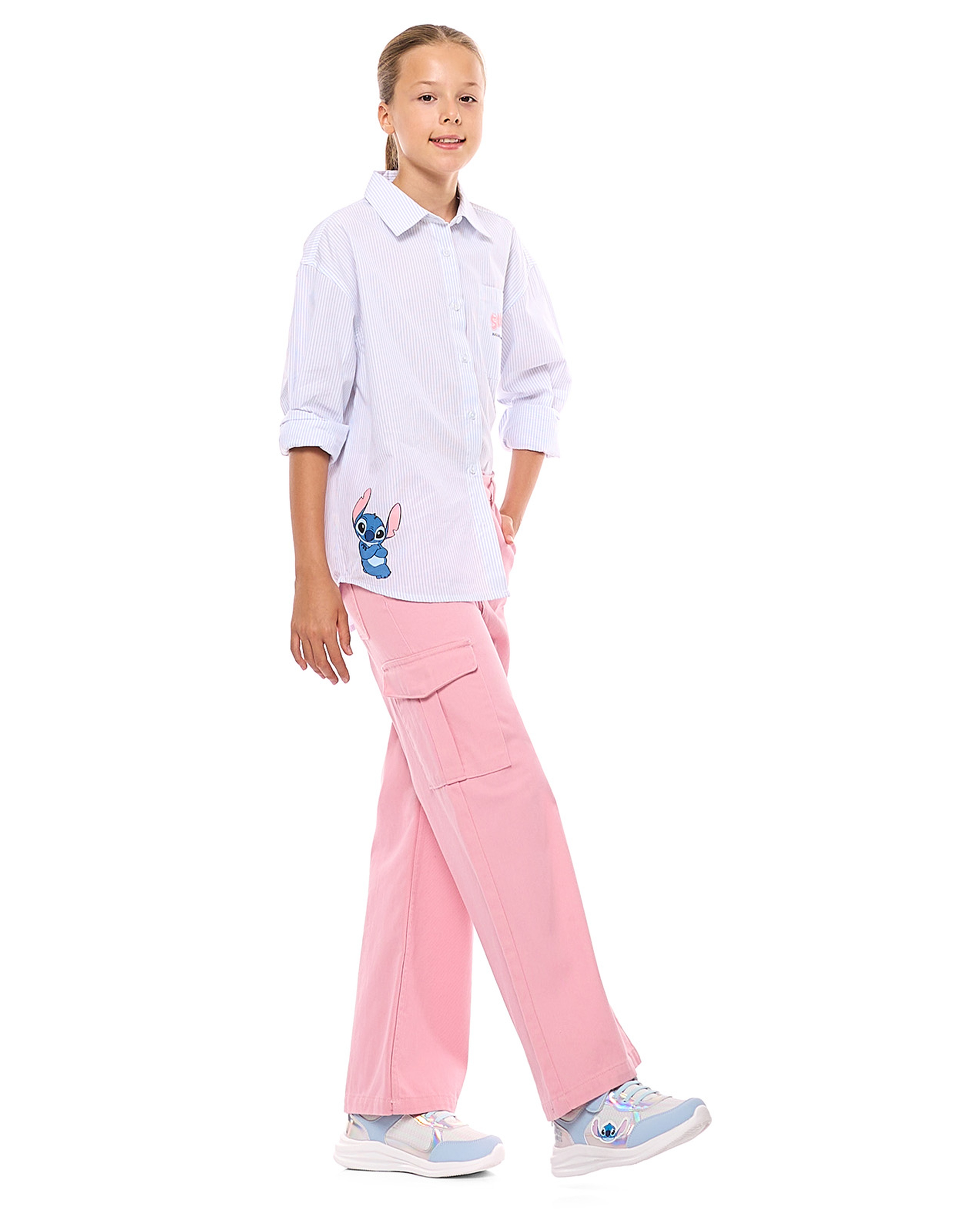 Solid Wide Leg Cargo Jeans with Button Closure