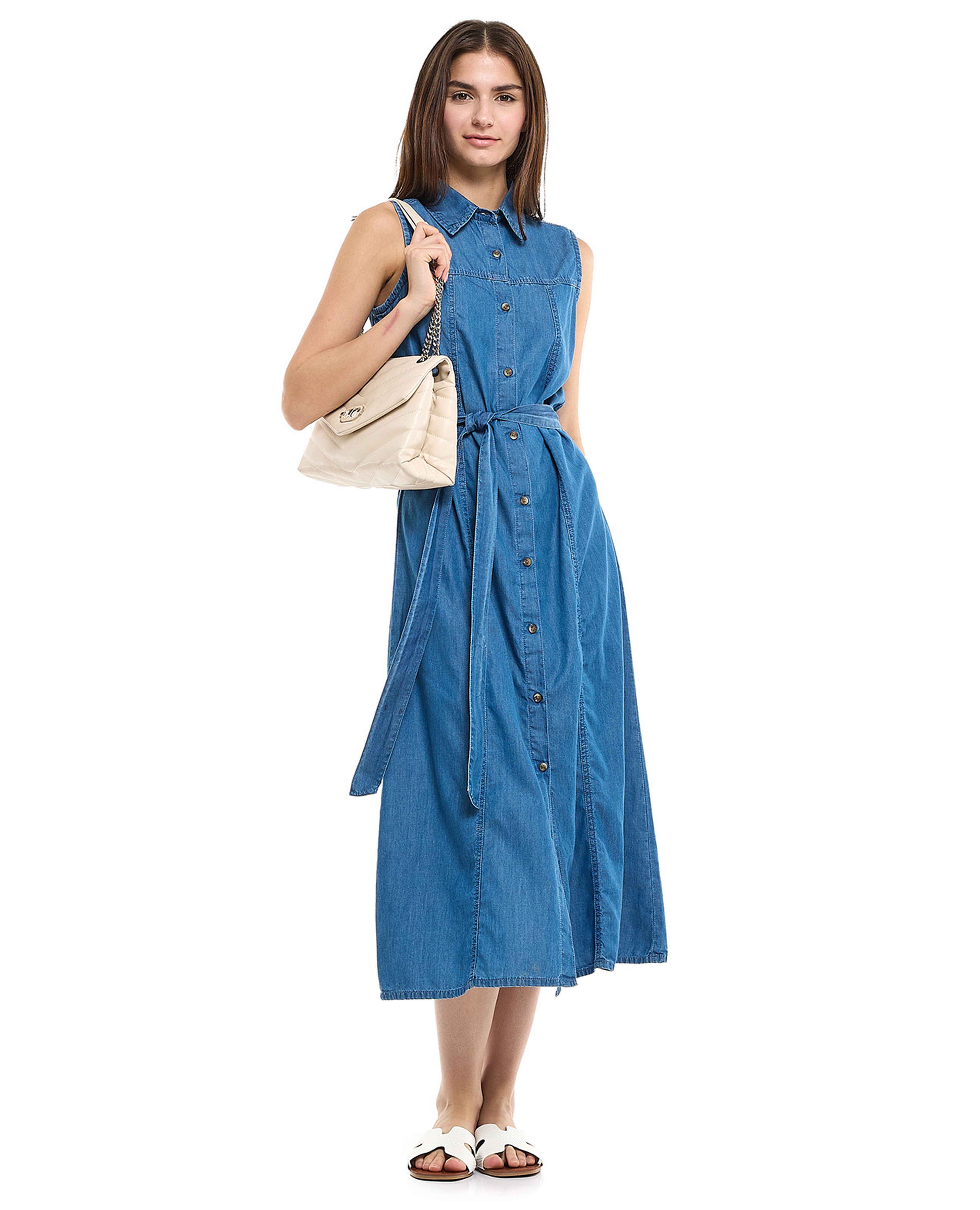 فستان دنيم بدون أكمام بحزام وياقة كلاسيكية