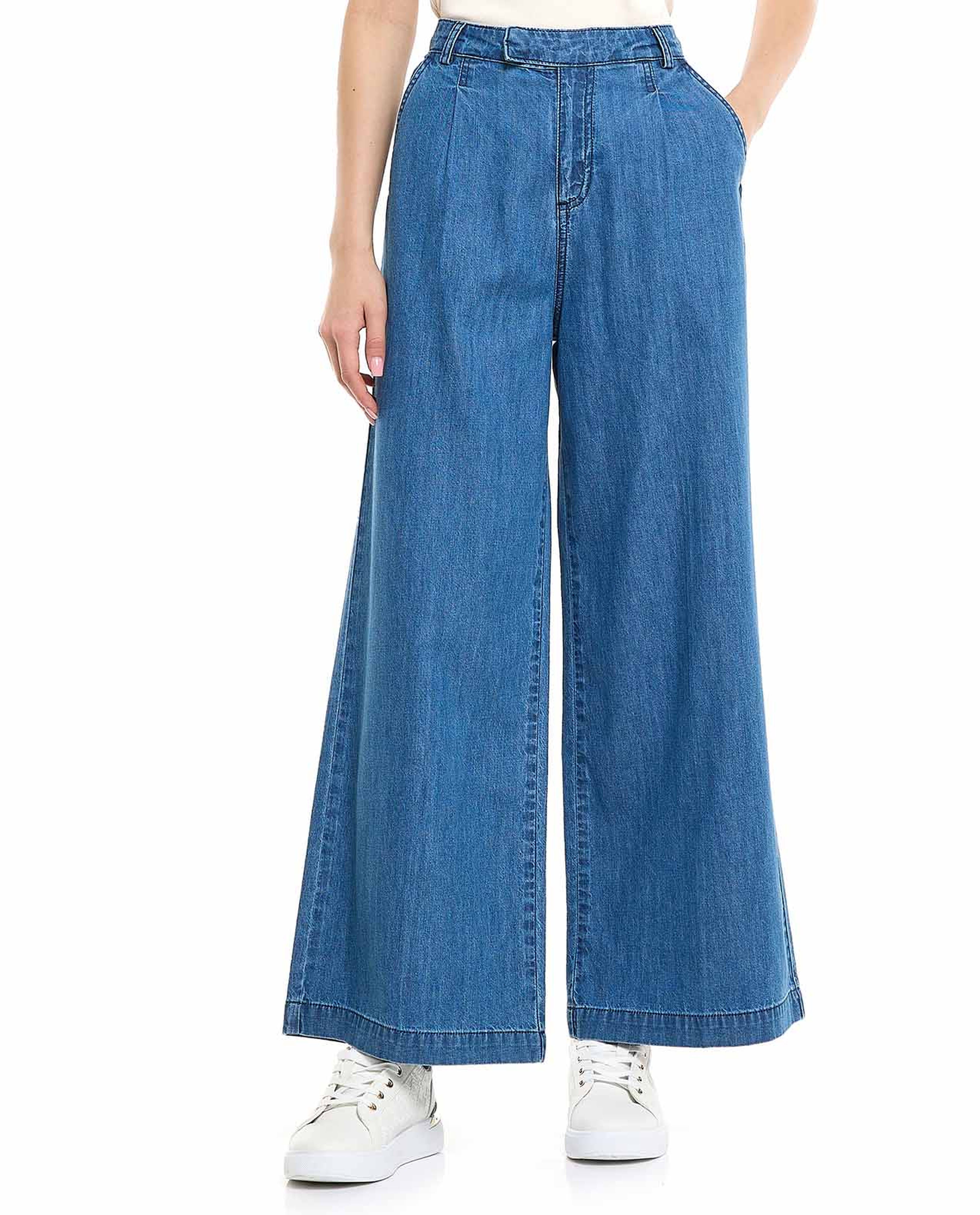 Washed Wide Leg Jeans with Button Closure