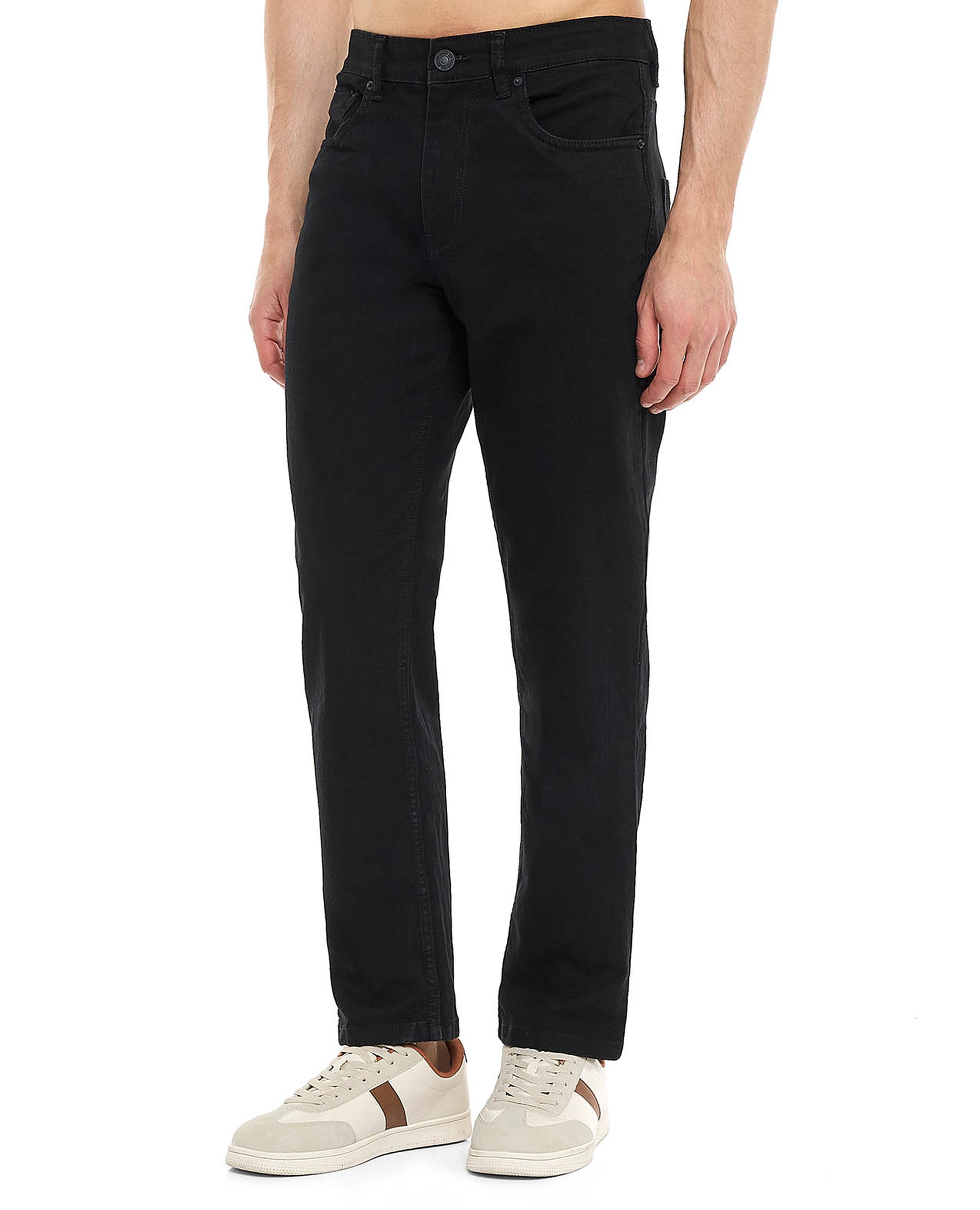 بنطال جينز بقصة مستقيمة سادة بزر