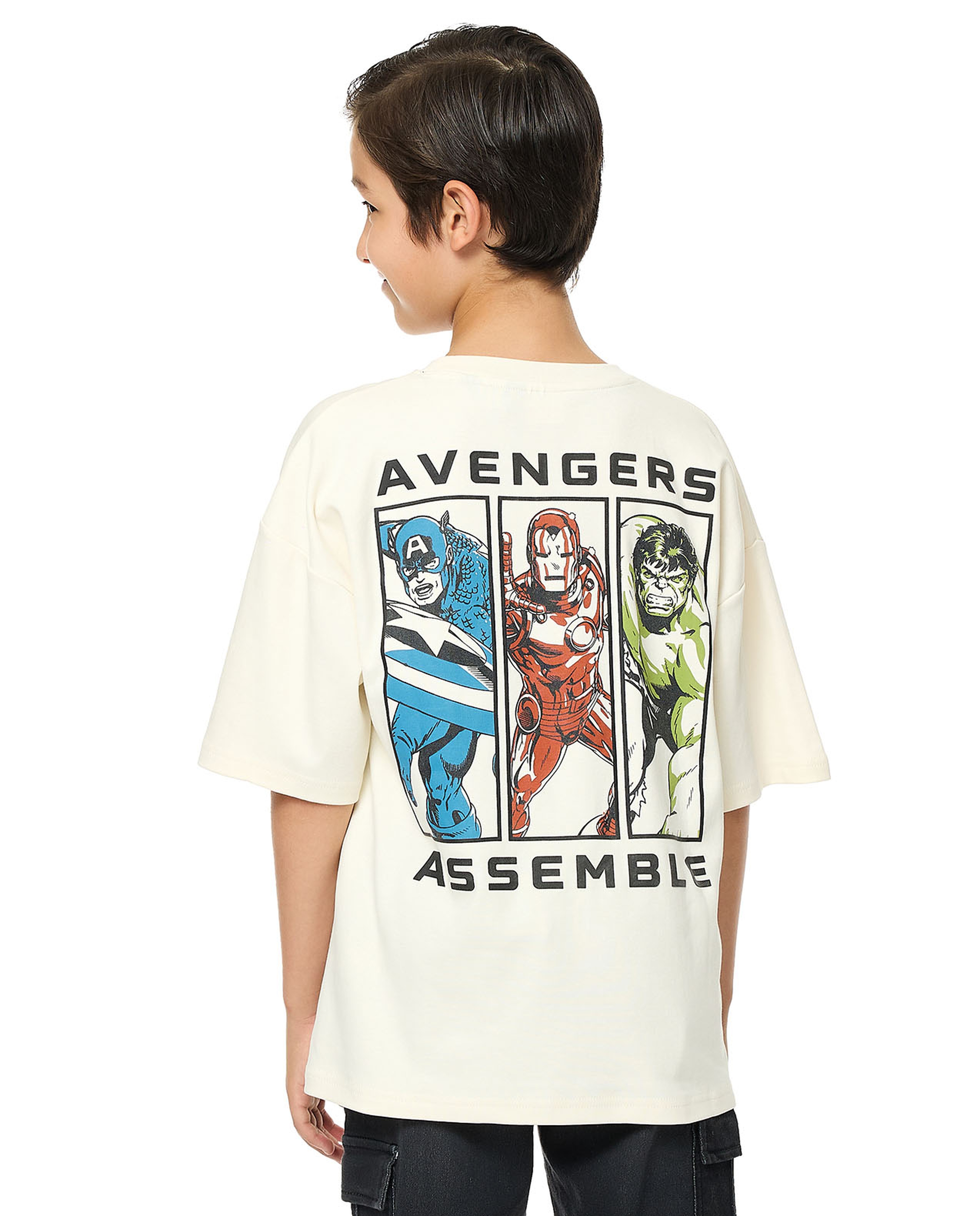 Avengers Printed T-Shirt with Crew Neck and Short Sleeves