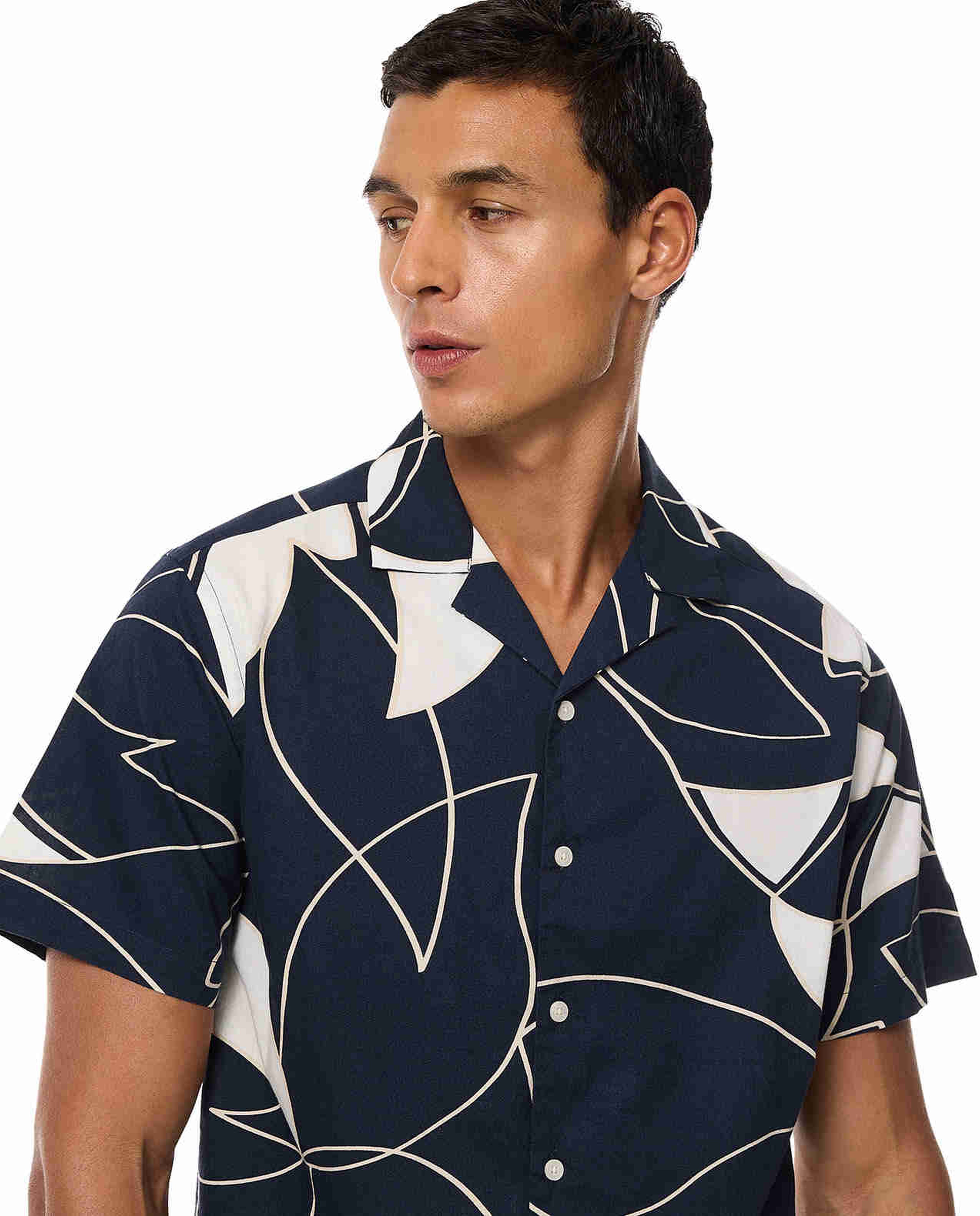 Patterned Shirt with Revere Collar and Short Sleeves