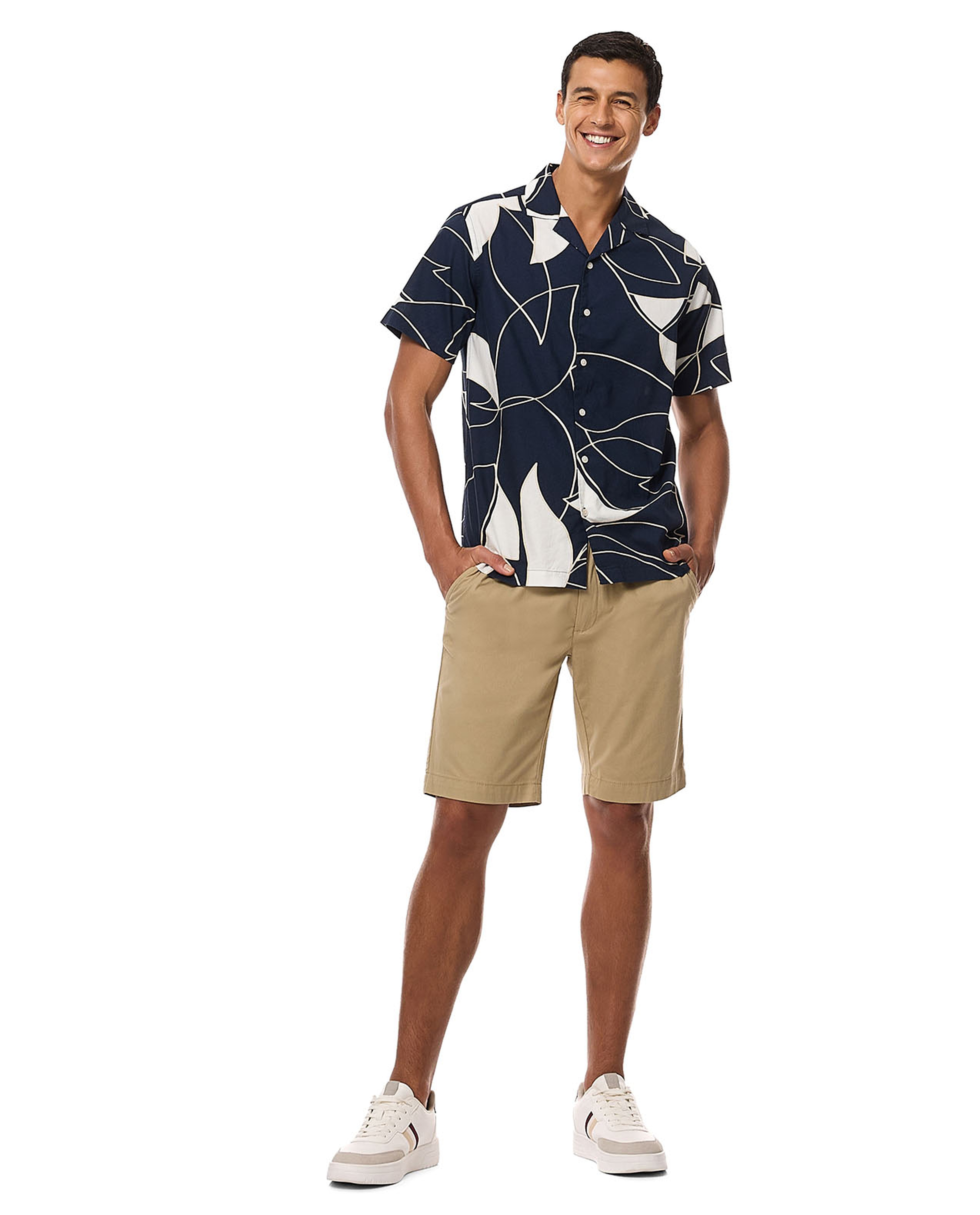 Patterned Shirt with Revere Collar and Short Sleeves