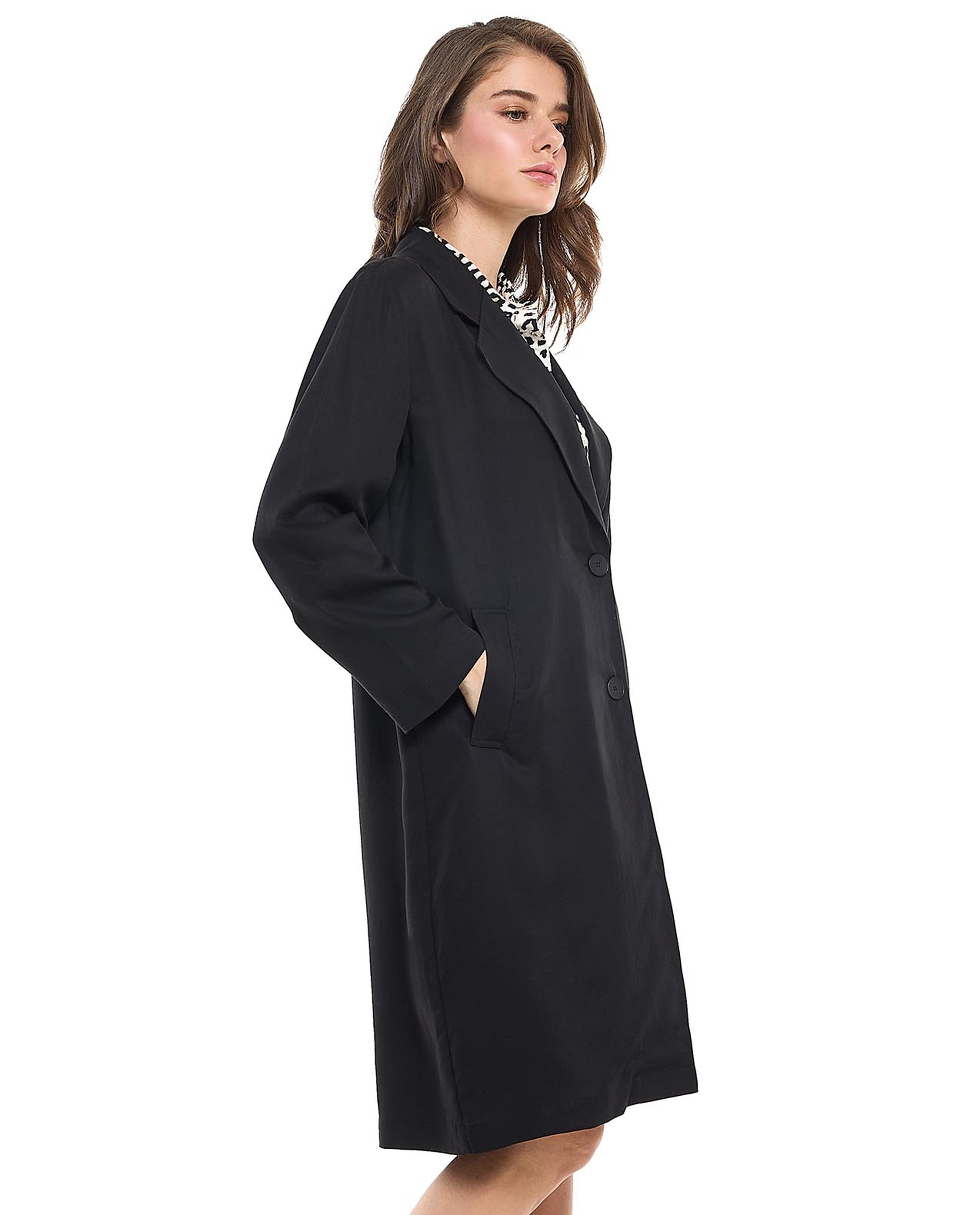 Single Breasted Jacket with Lapel Collar and Long Sleeves