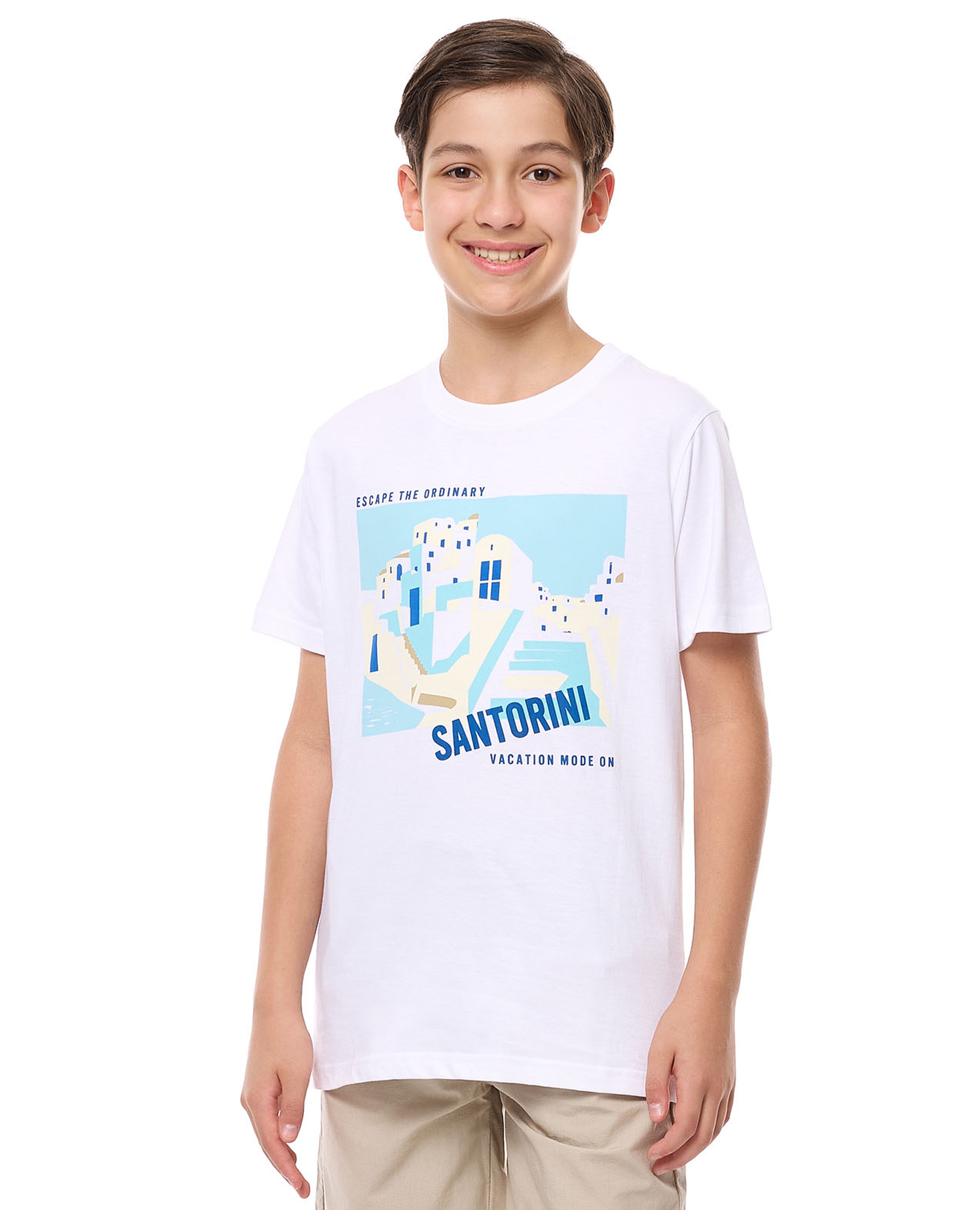 تيشيرت بطبعة وياقة مستديرة وأكمام قصيرة