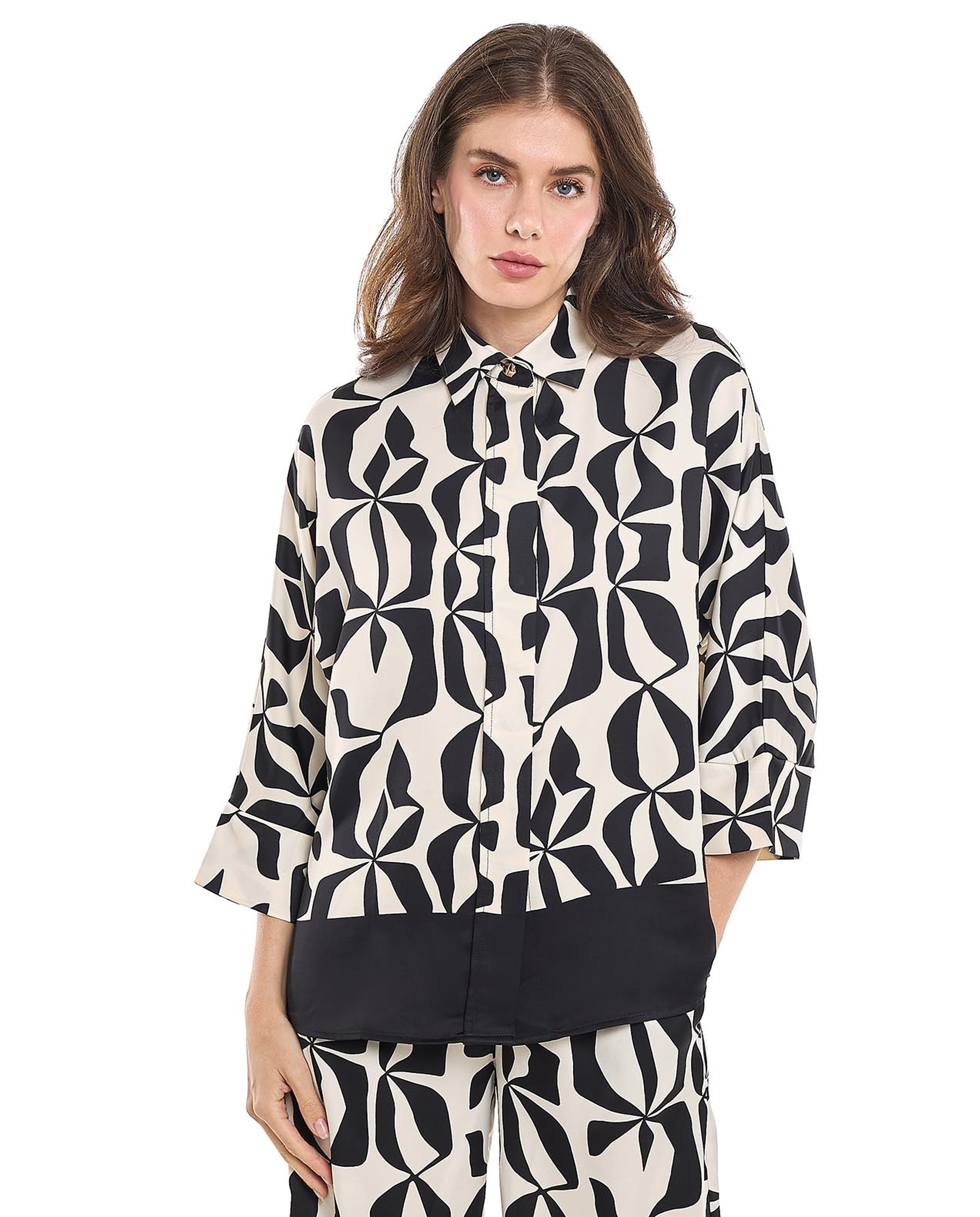 Patterned Shirt with Classic Collar and 3/4 Sleeves