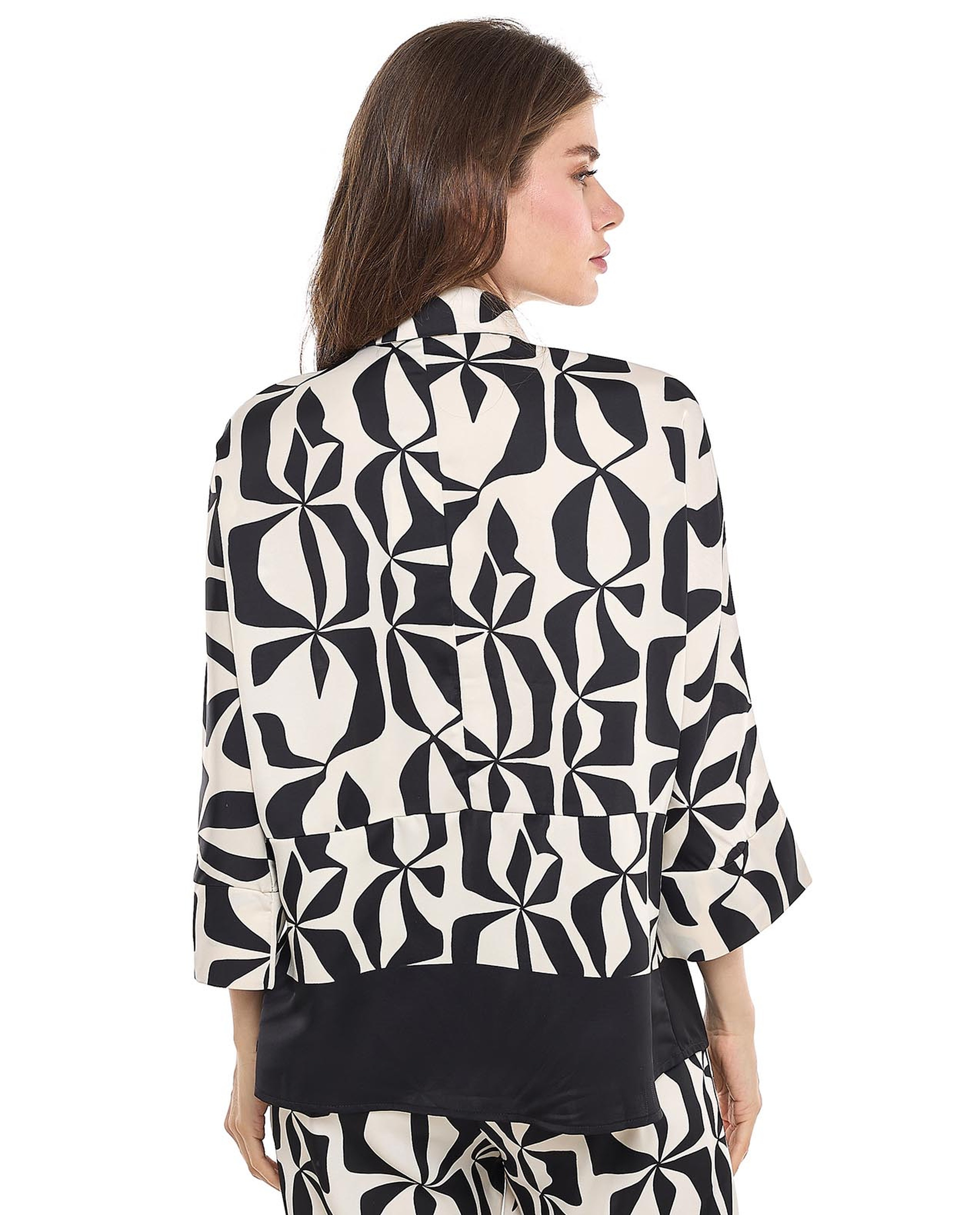 Patterned Shirt with Classic Collar and 3/4 Sleeves