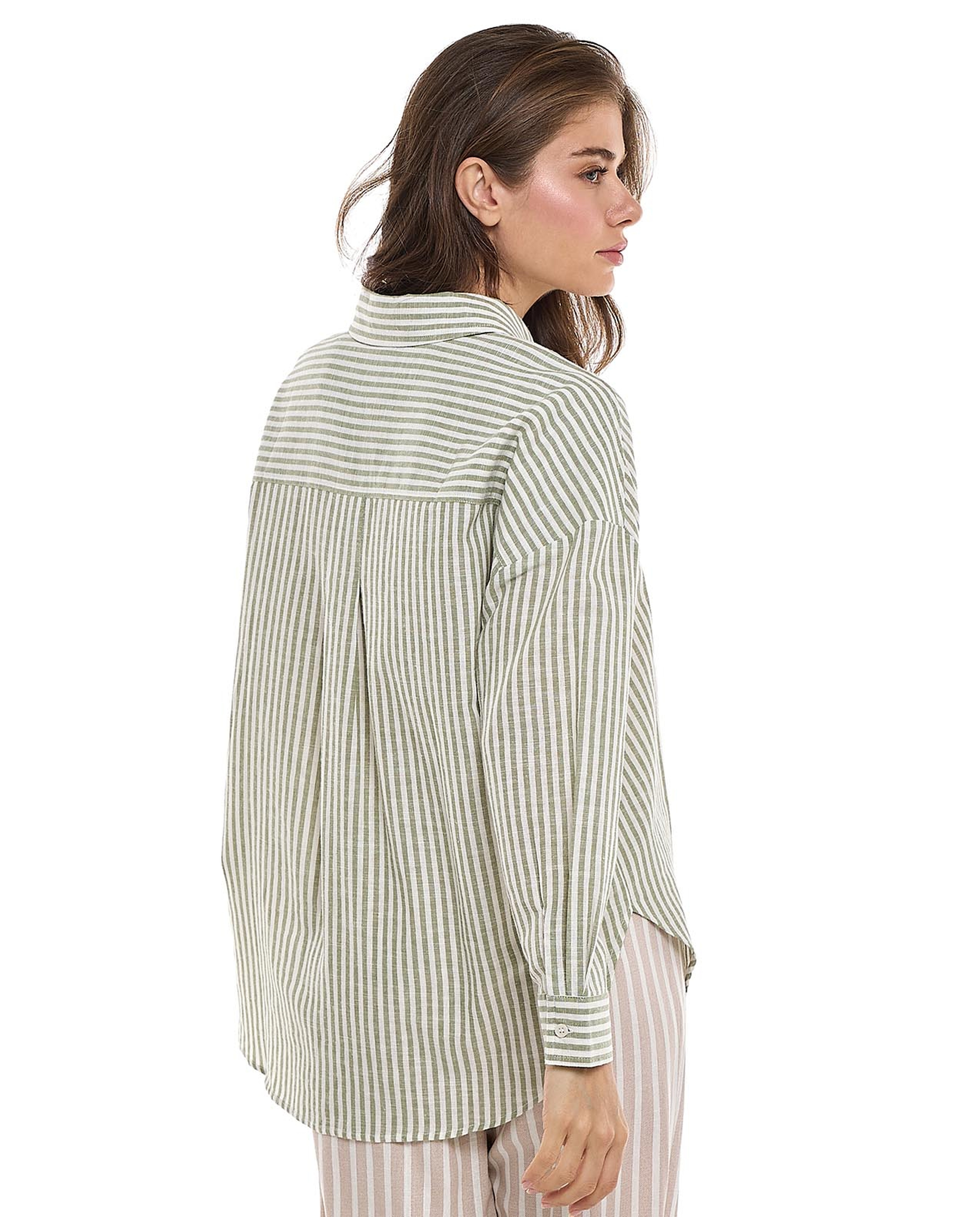 قميص تونيك مخطط بياقة كلاسيكية وأكمام طويلة