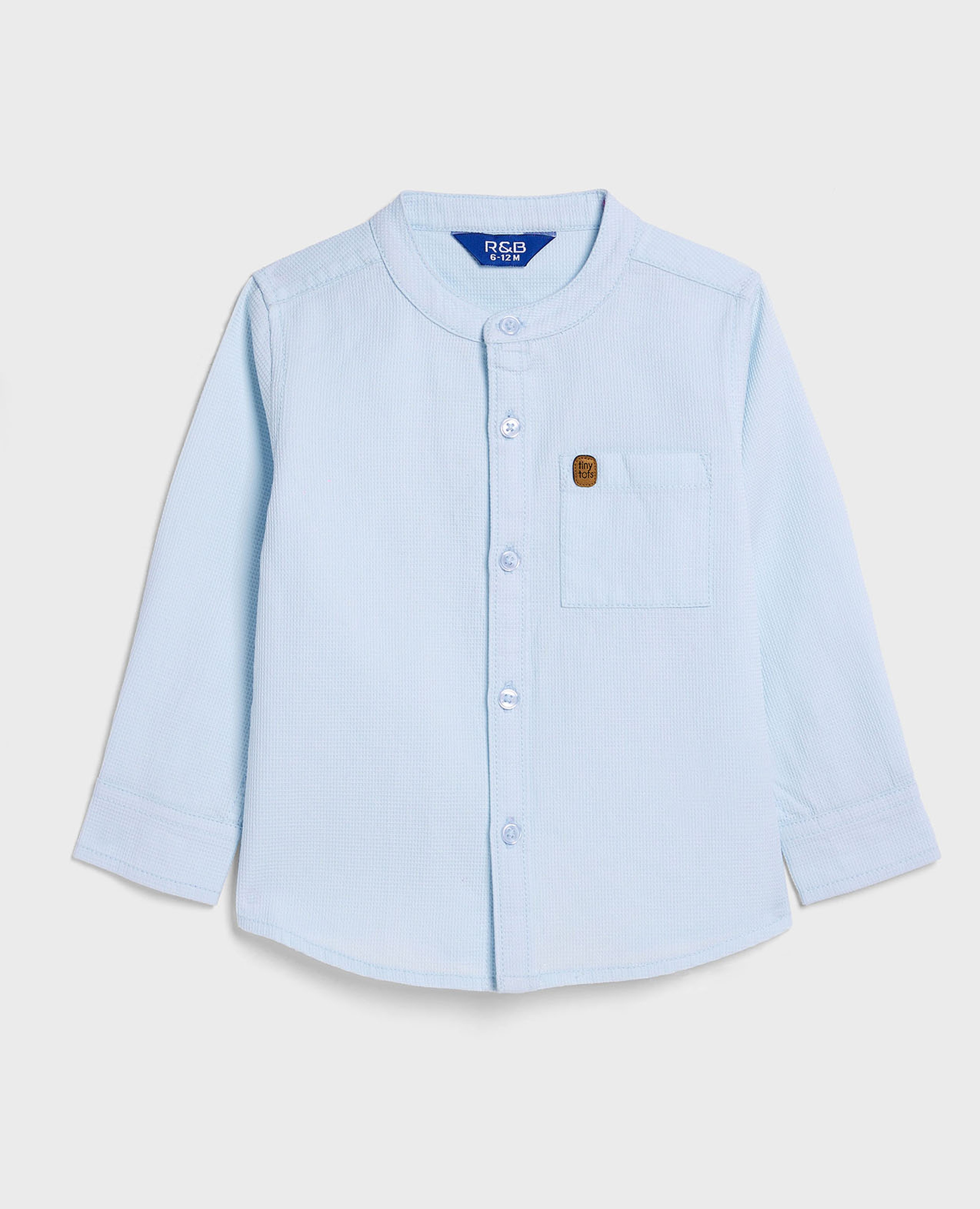 قميص محبوك مزخرف بياقة ماندارين وأكمام طويلة