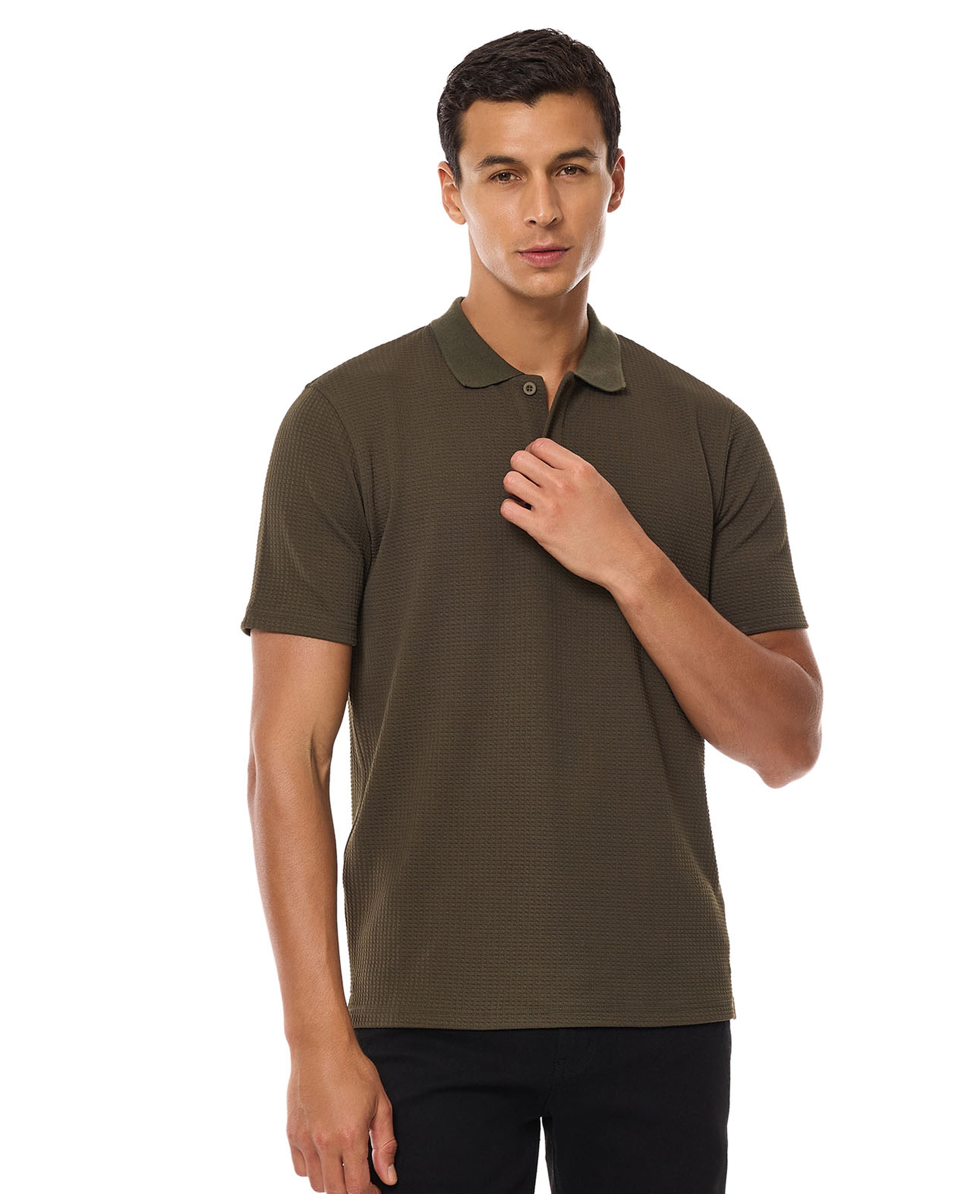 تيشيرت بولو بأكمام قصيرة