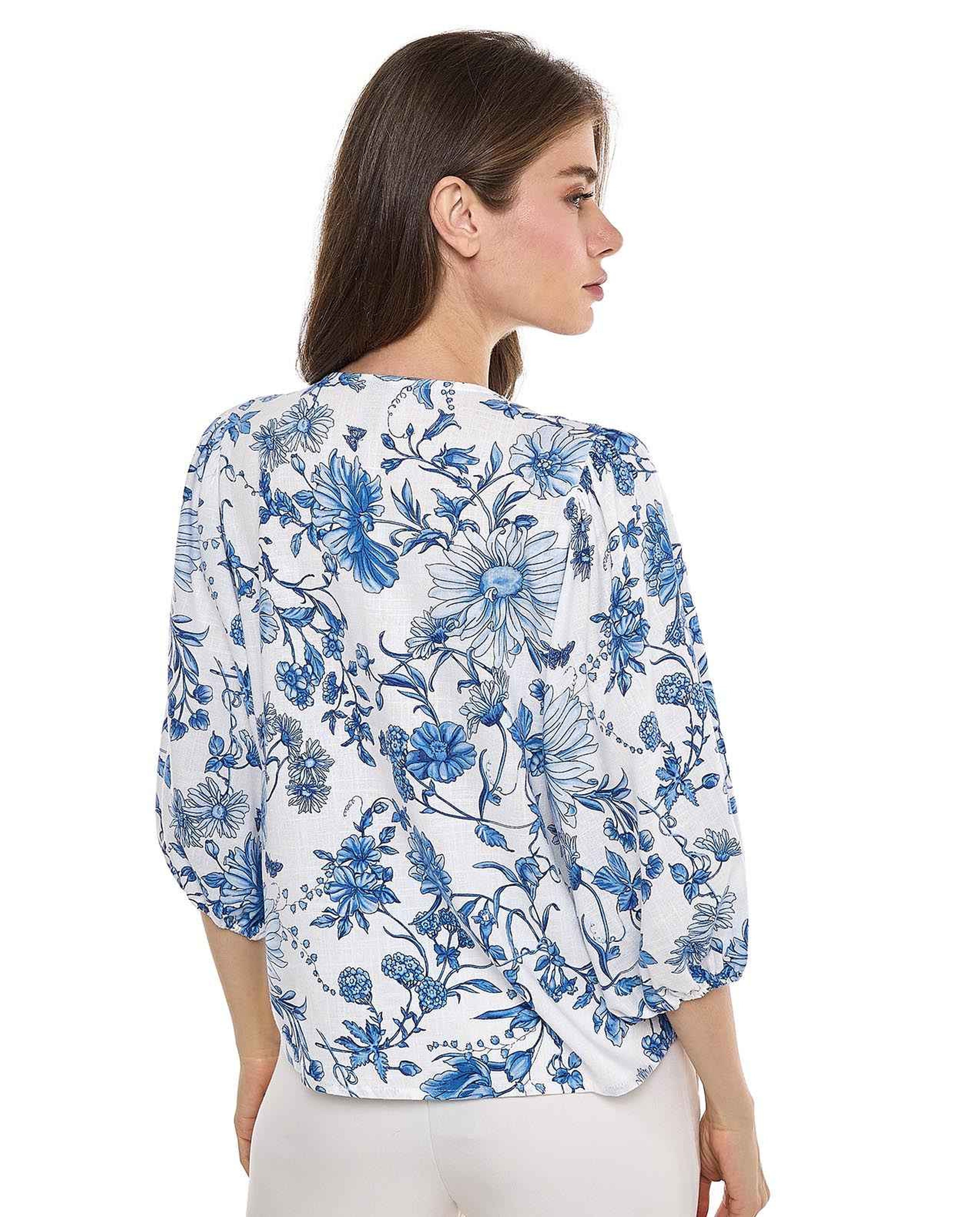 Floral Patterned Top with Crew Neck and 3/4 Sleeves