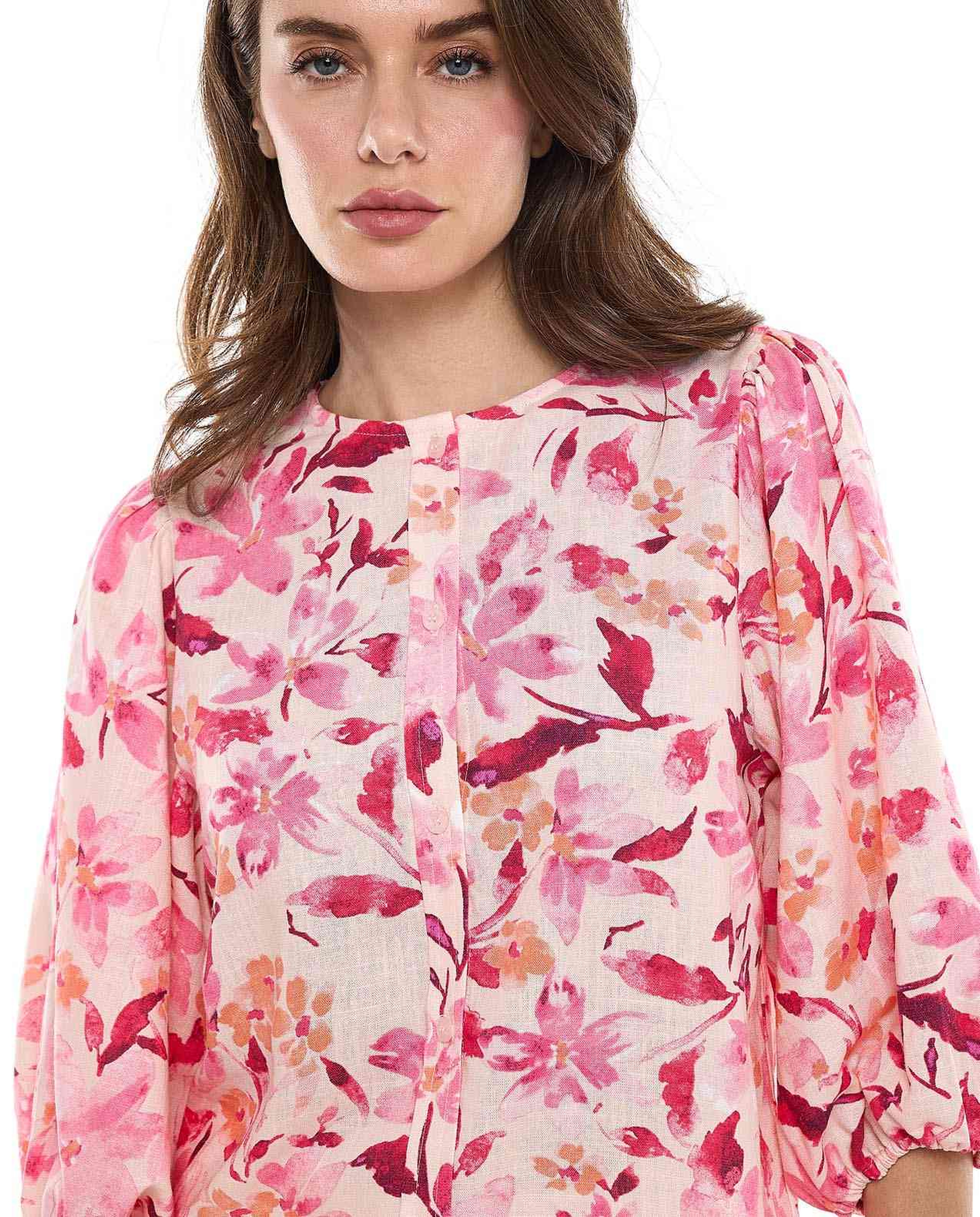 Floral Patterned Top with Crew Neck and 3/4 Sleeves