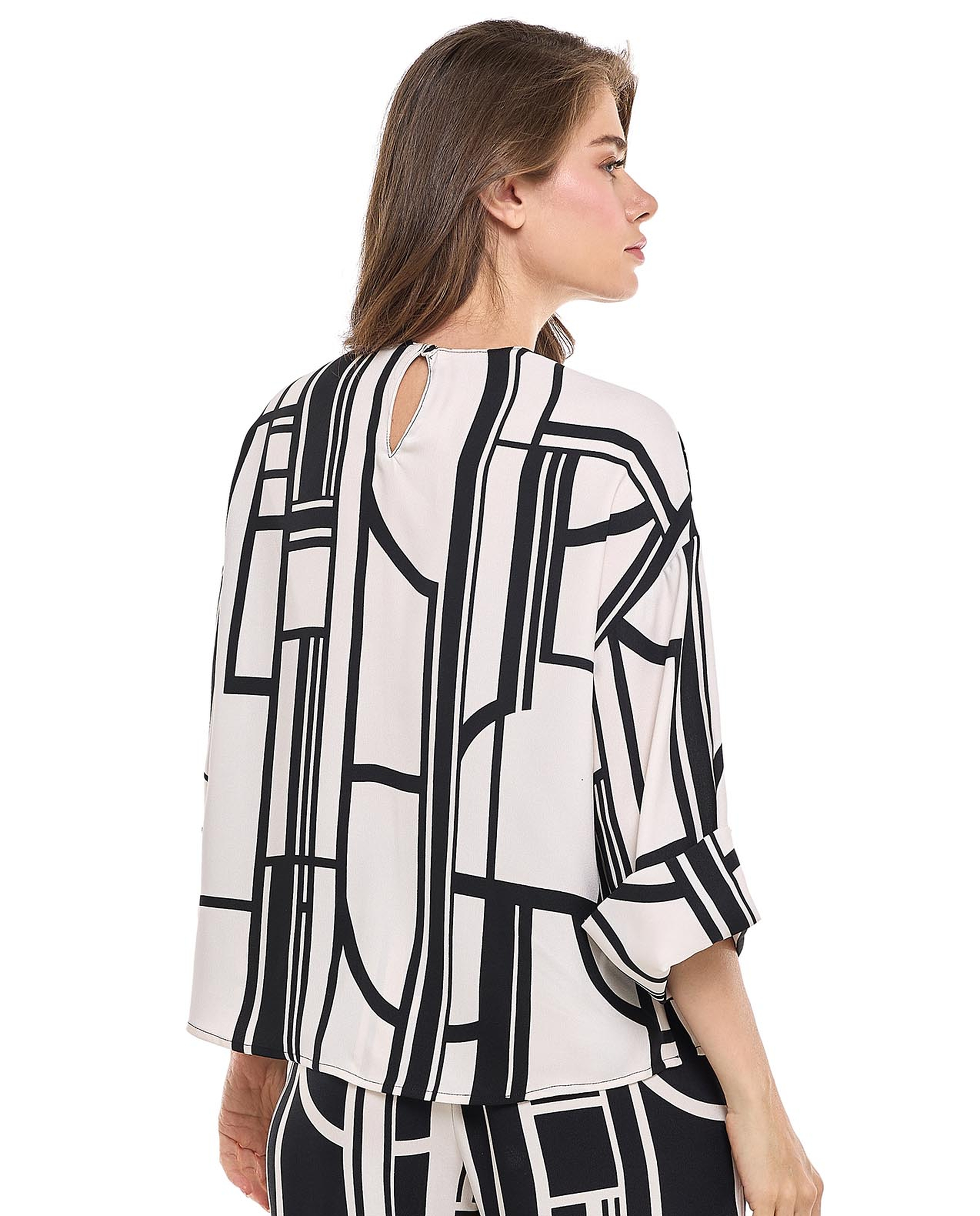 Patterned Top with Crew Neck and Long Sleeves