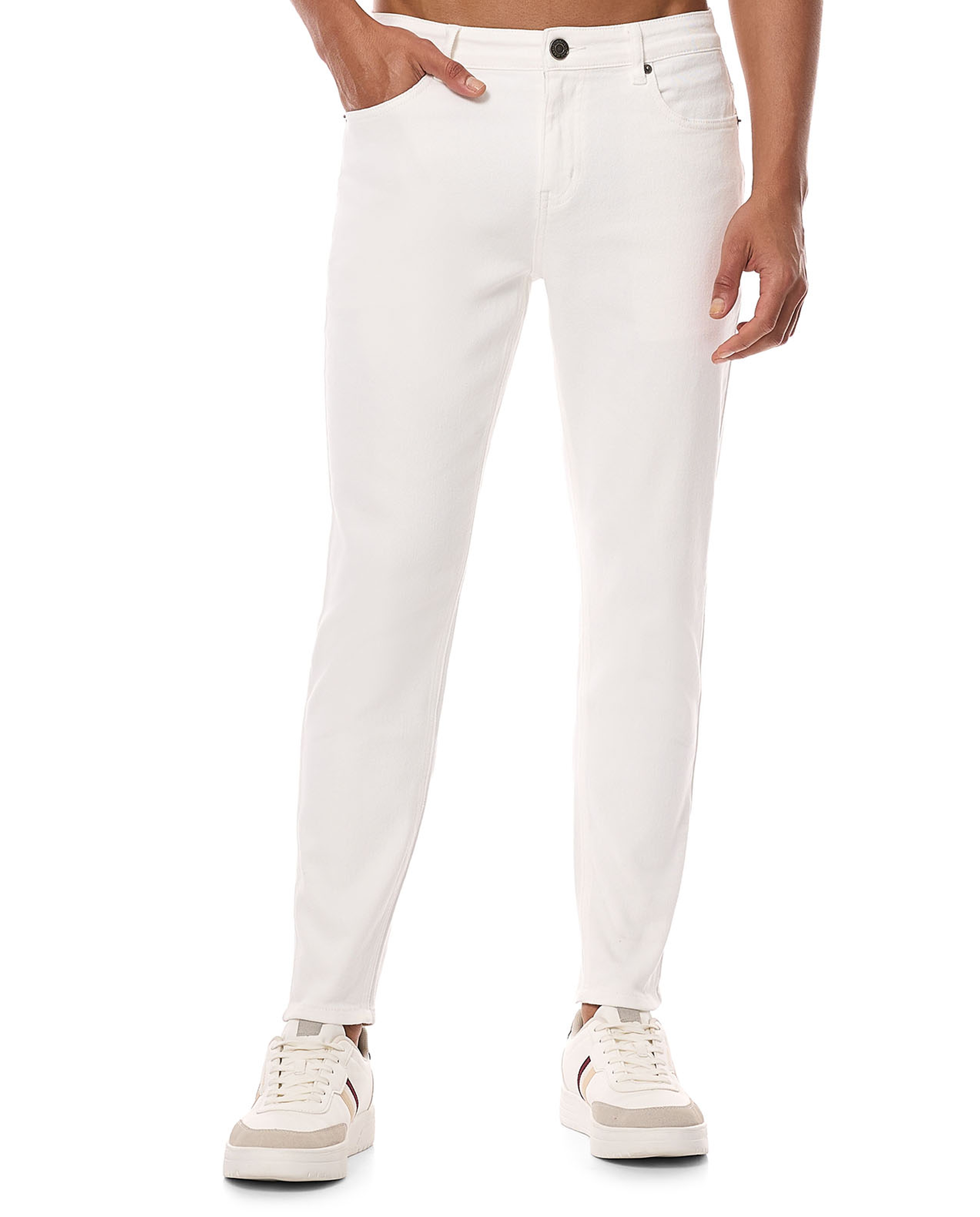 Solid Slim Fit Jeans with Button Closure