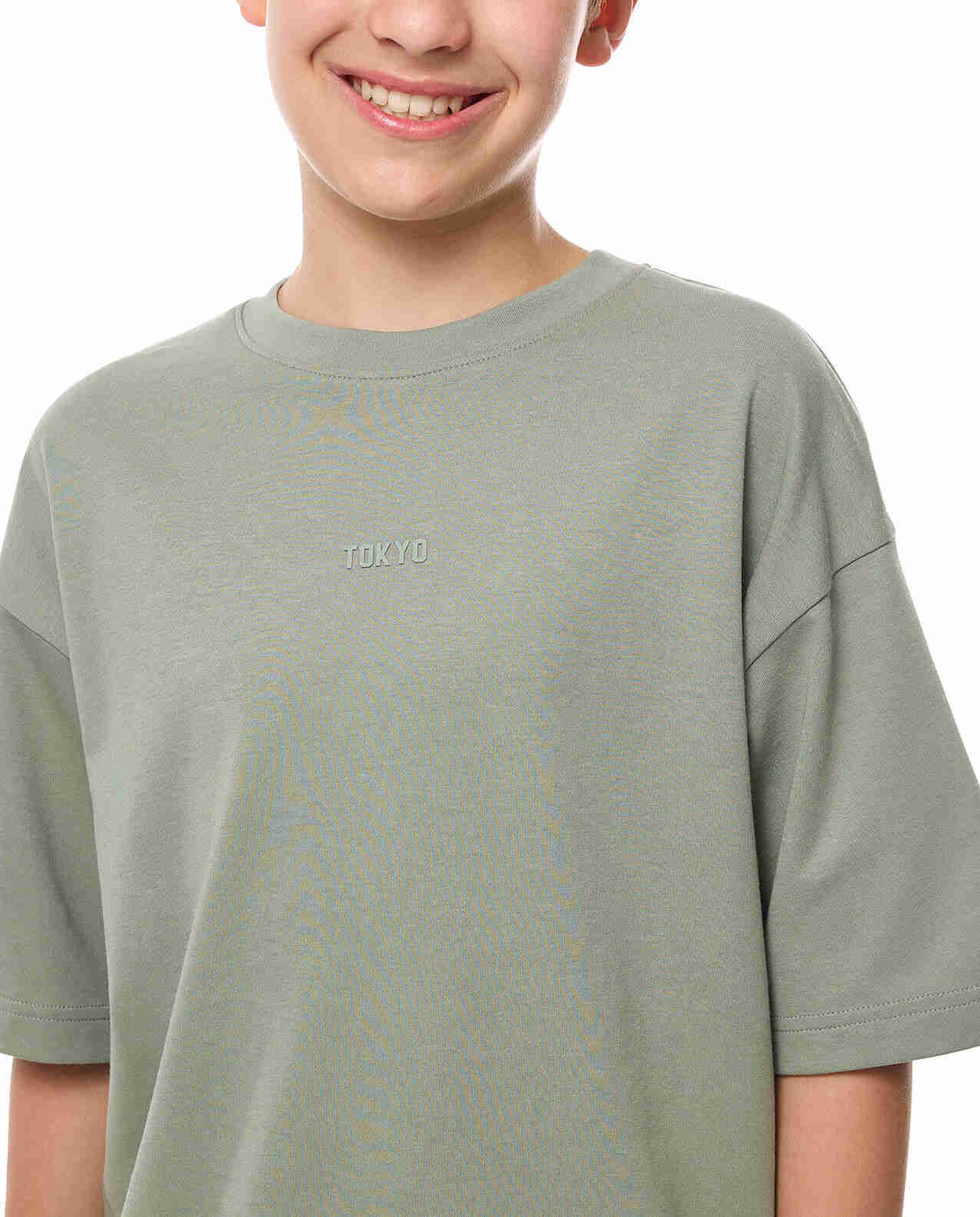 Solid Oversized T-Shirt with Crew Neck and Short Sleeves