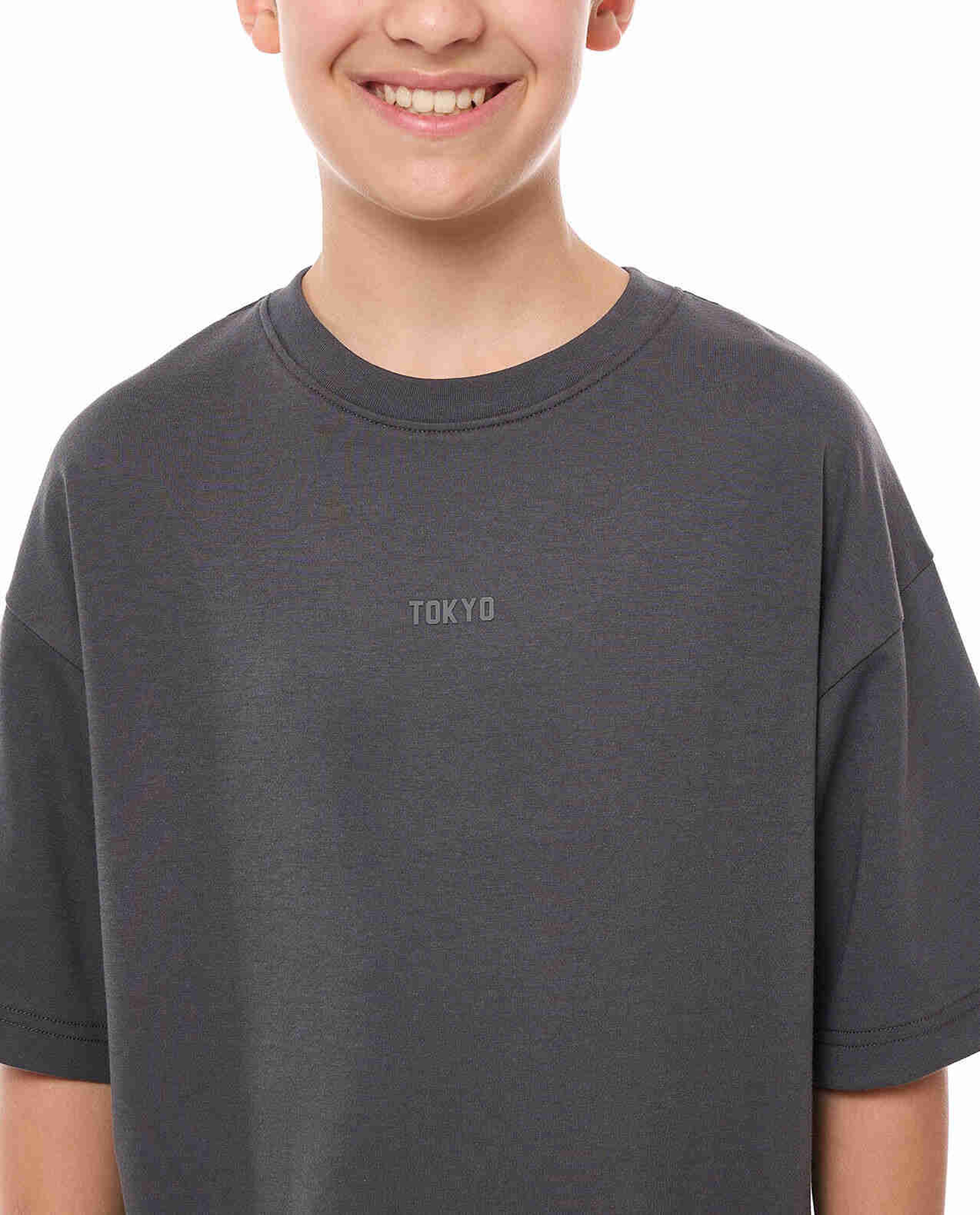 Solid Oversized T-Shirt with Crew Neck and Short Sleeves