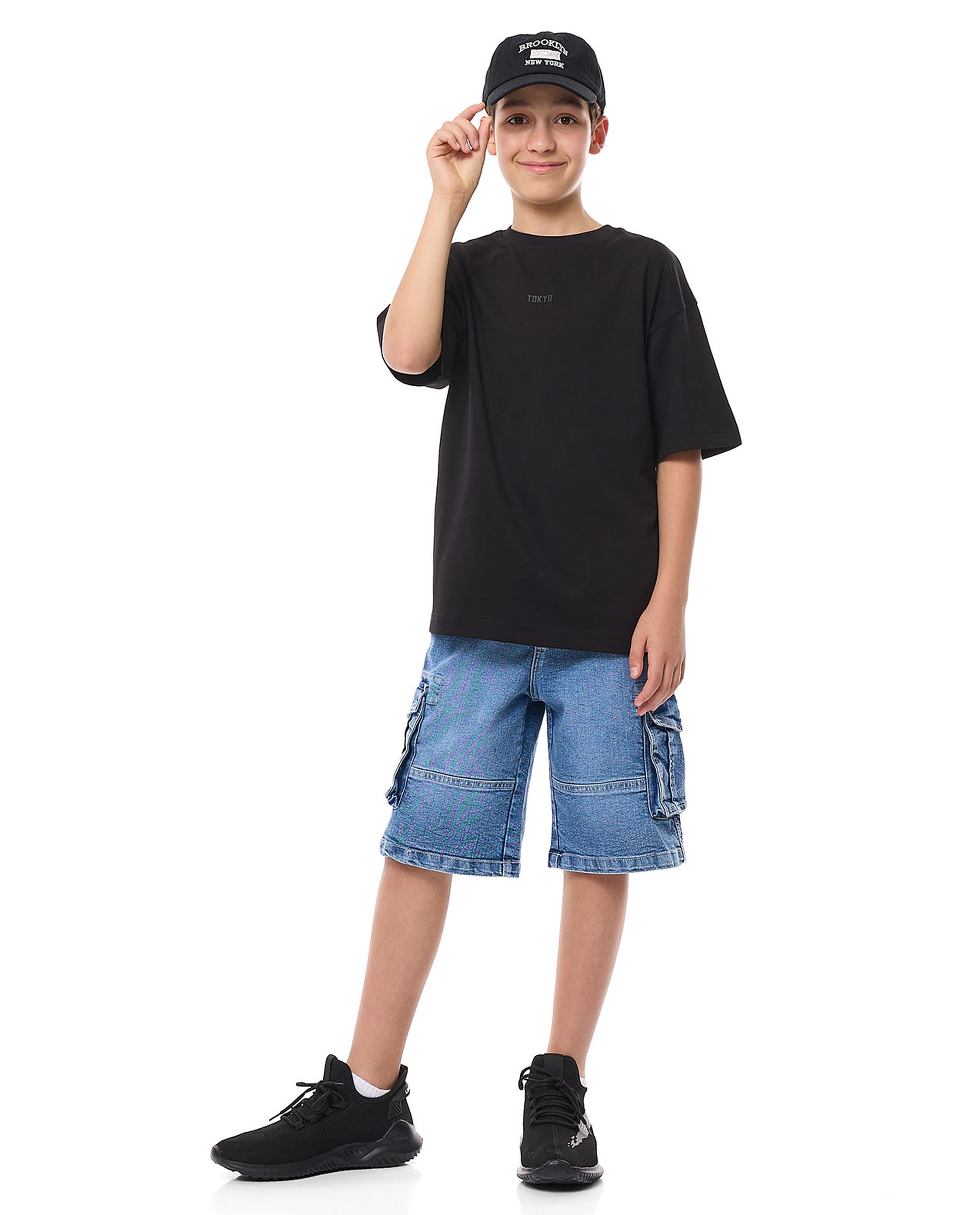 Solid Oversized T-Shirt with Crew Neck and Short Sleeves