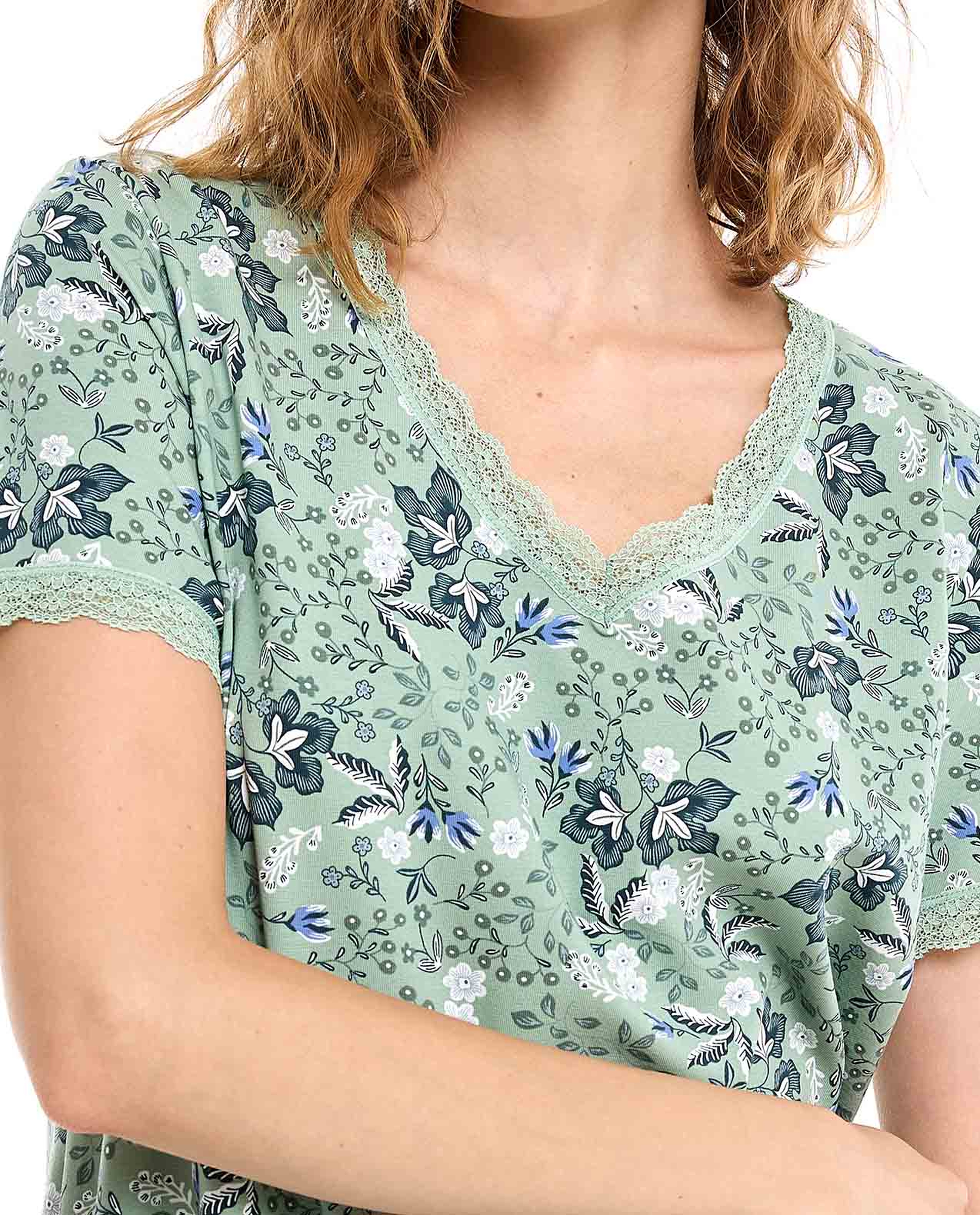 Printed Nightdress With V-Neck and Short Sleeves